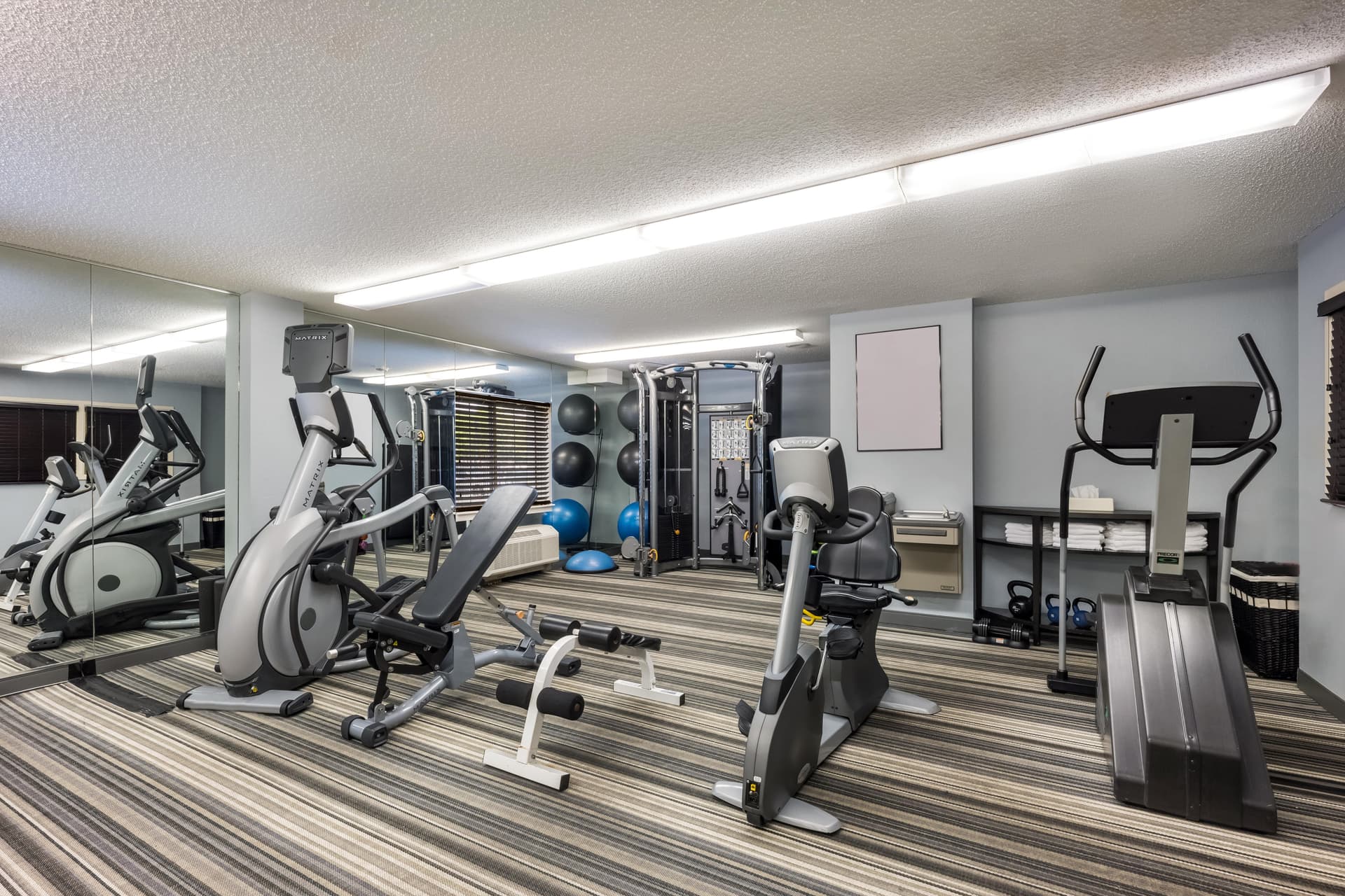 Sonesta Simply Suites Jersey City
