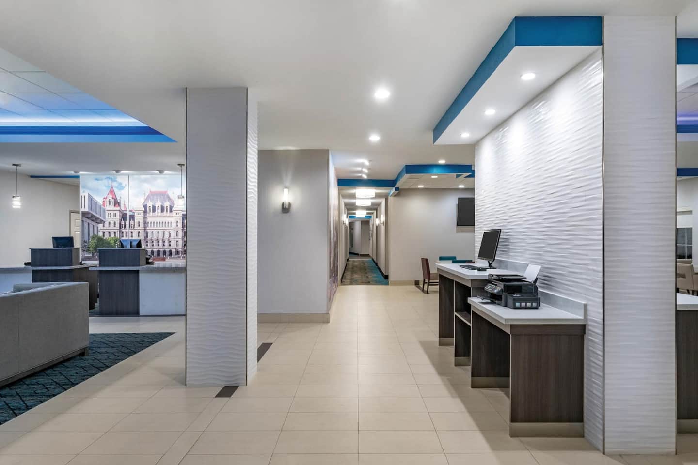 La Quinta by Wyndham Latham Albany Airport