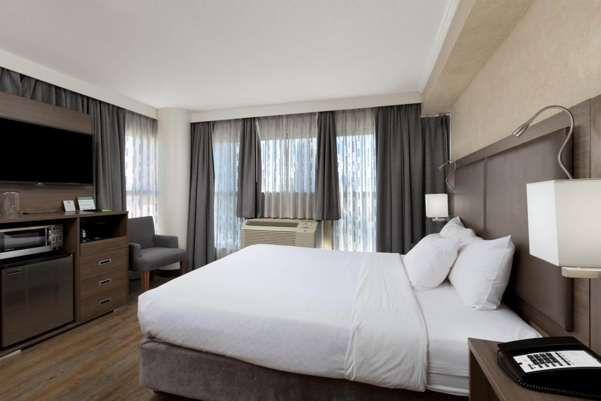Grand Park Hotel & Suites Downtown Vancouver
