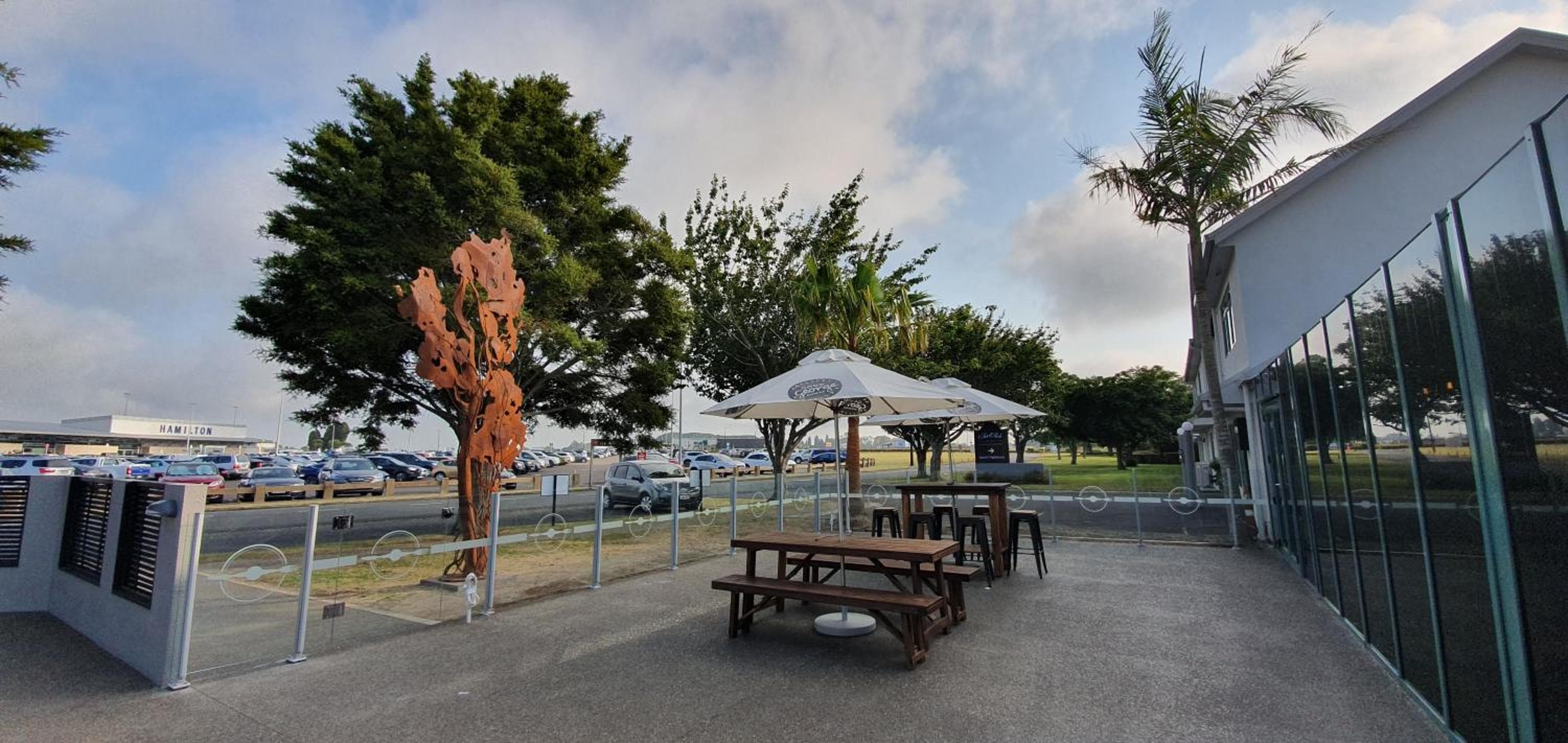 JetPark Hotel Hamilton Airport