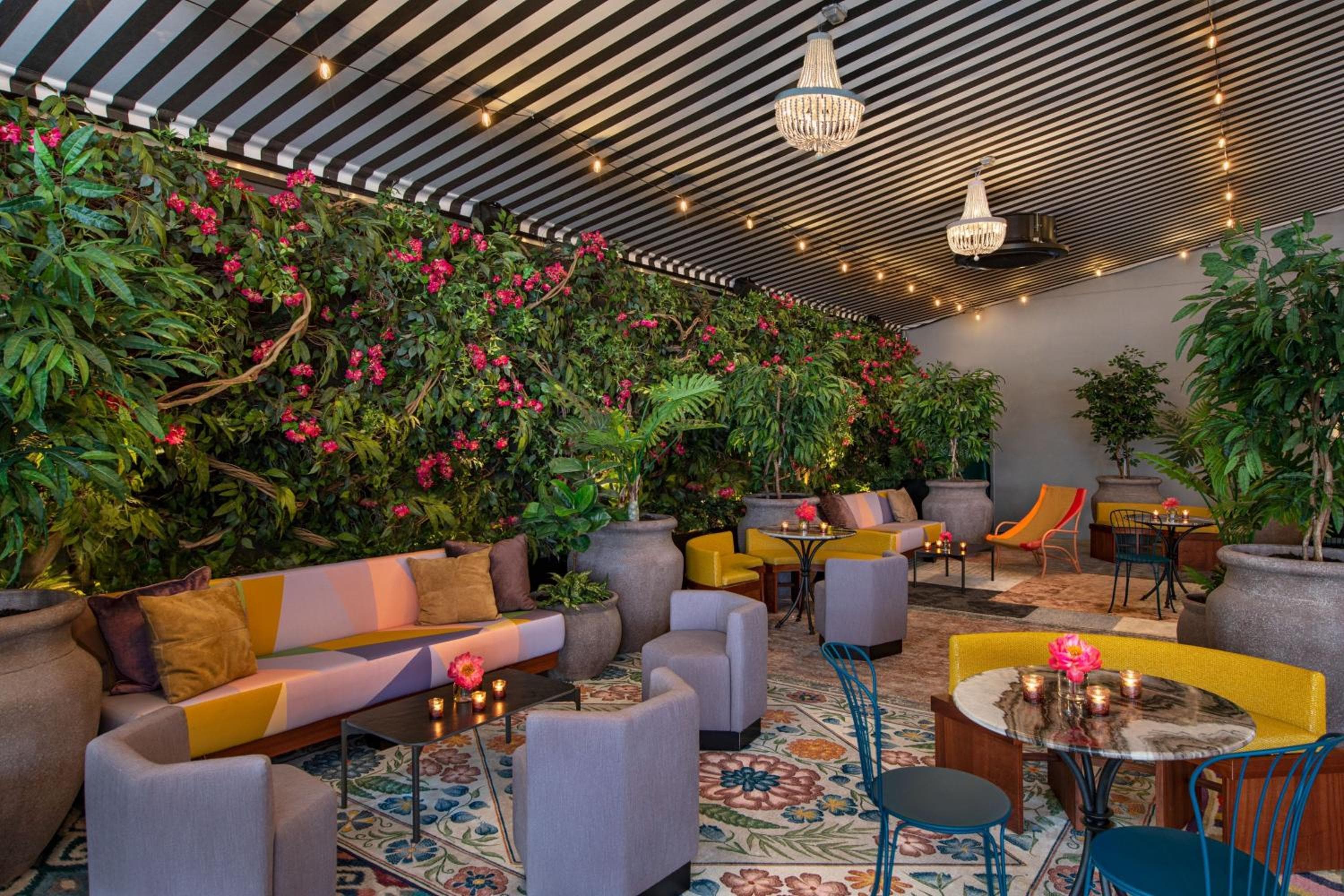 Moxy Brooklyn Williamsburg