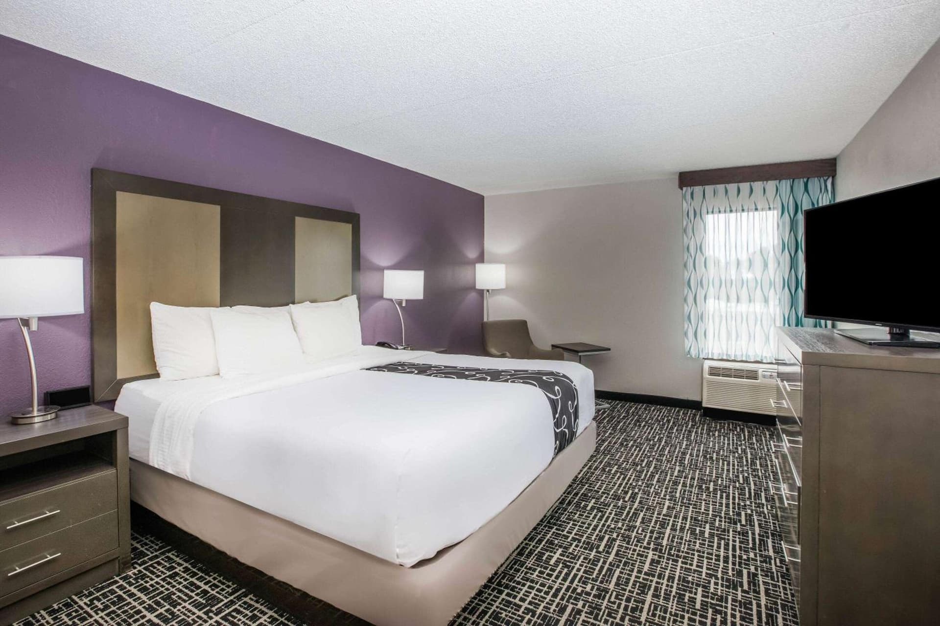 La Quinta Inn by Wyndham Davenport & Conference Center