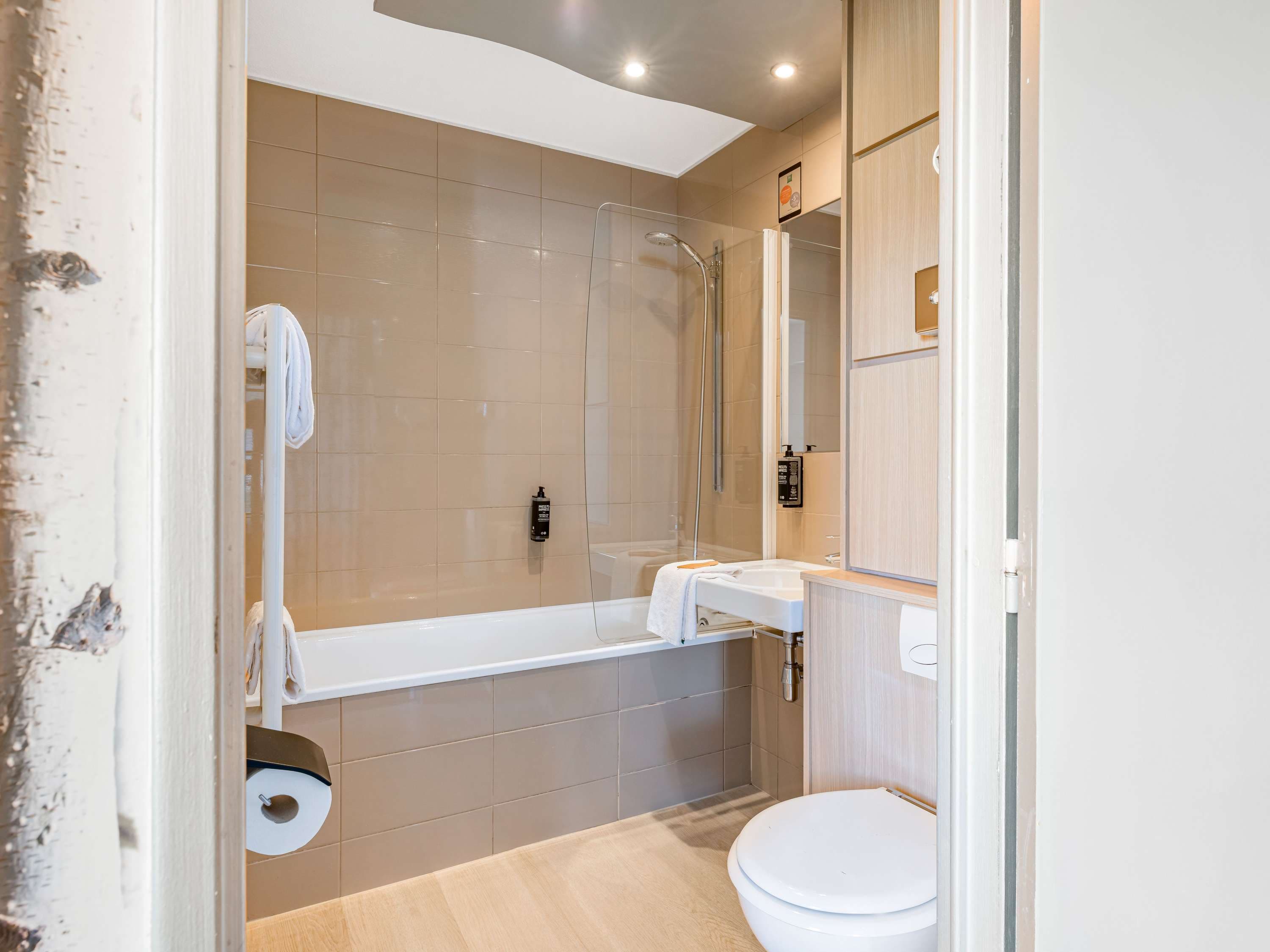 ibis Styles Annecy Gare Centre