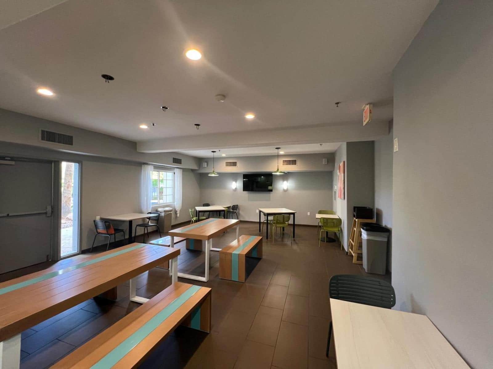 Spark by Hilton Glendale Peoria Phoenix North