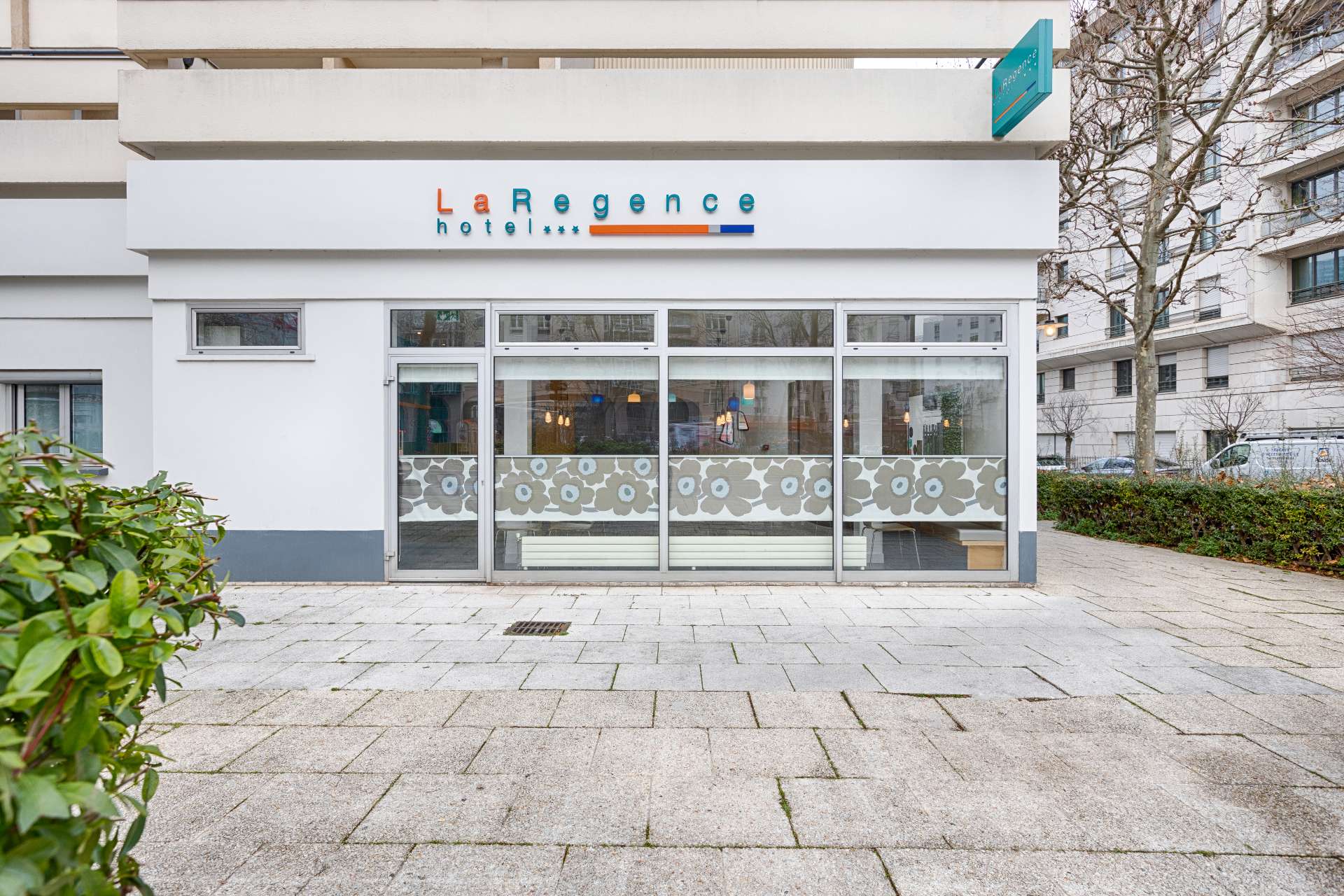 Hotel La Régence Courbevoie