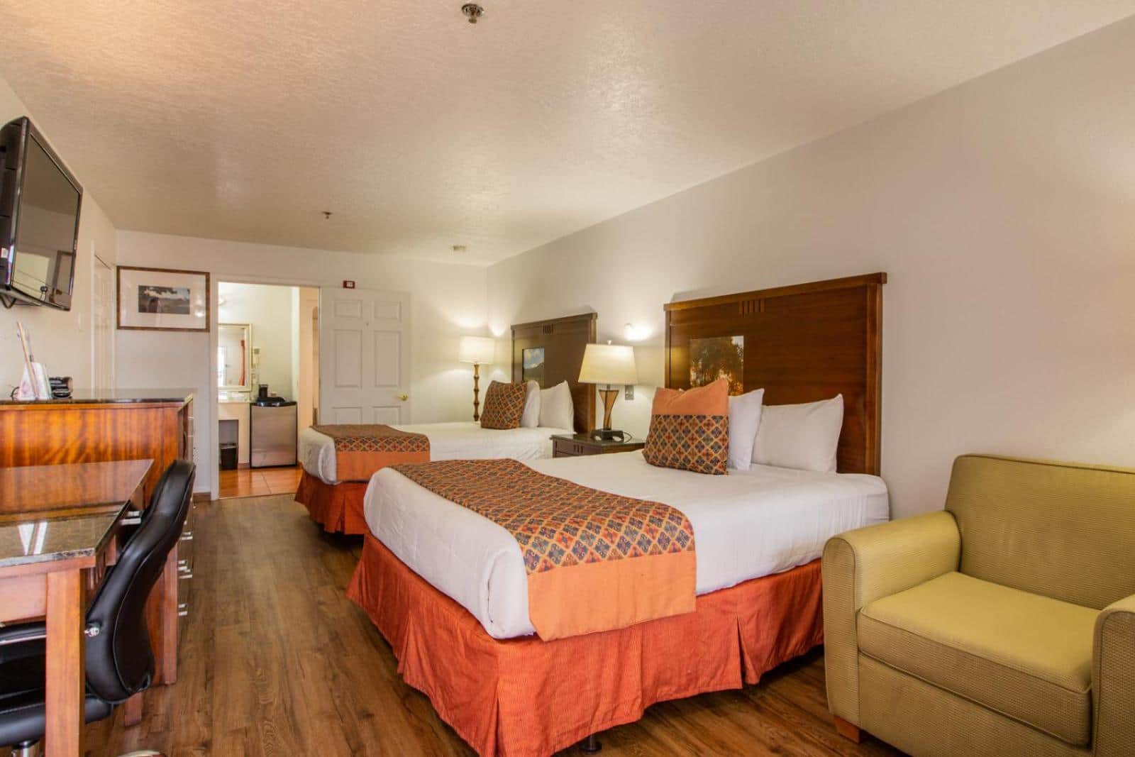 Sandia Peak Inn Old Town ABQ, a Howard Johnson by Wyndham