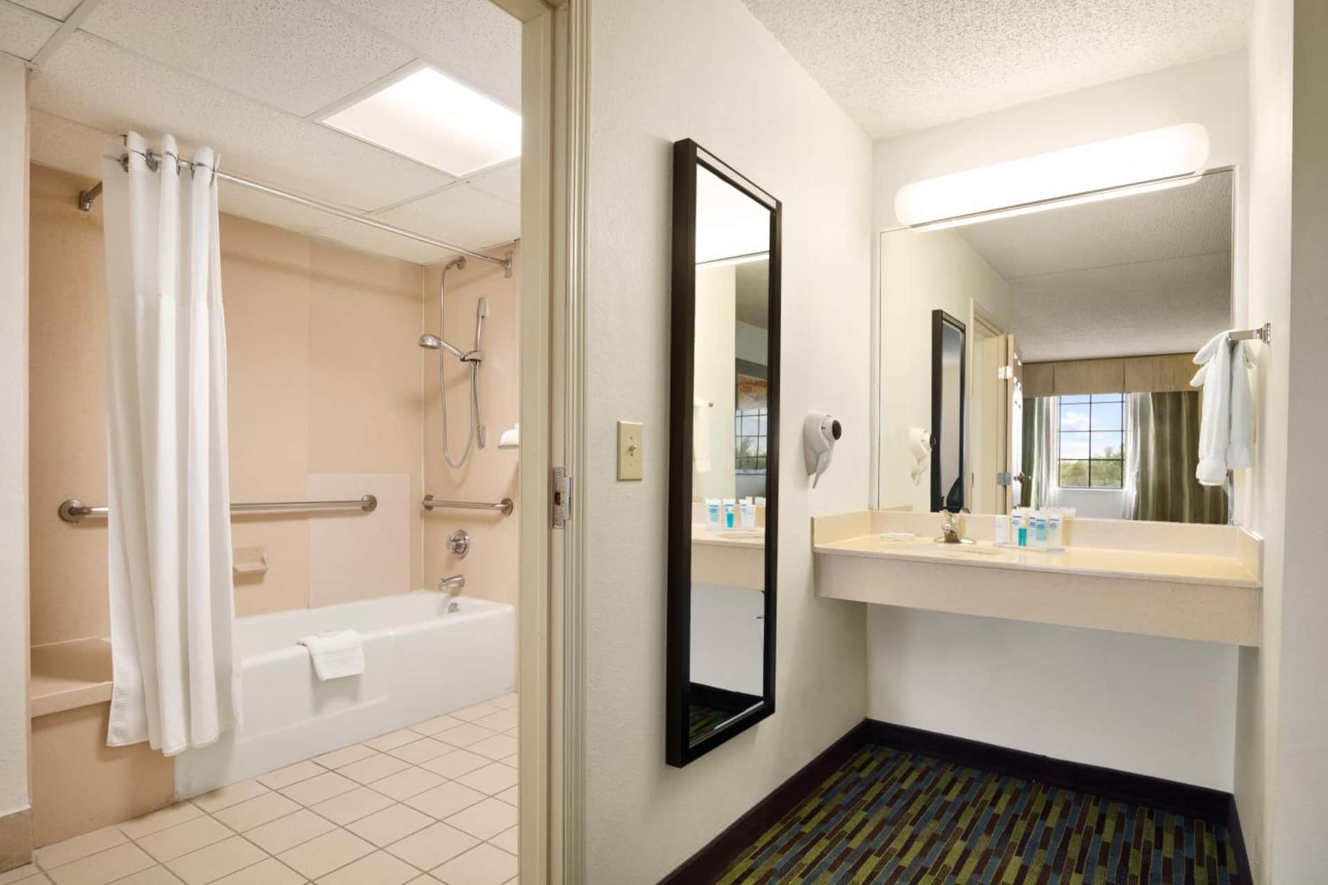Wyndham Garden Wichita Downtown