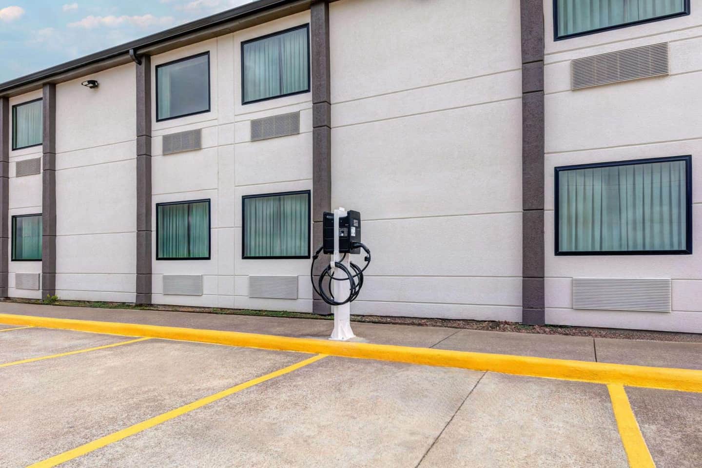 Super 8 by Wyndham Waxahachie TX