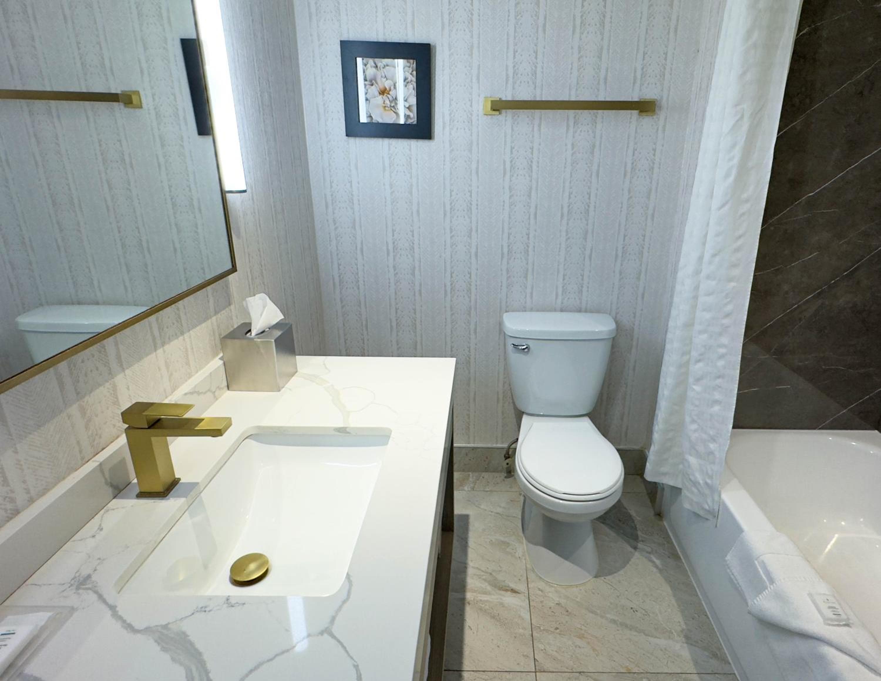 Radisson Hotel Montreal Airport