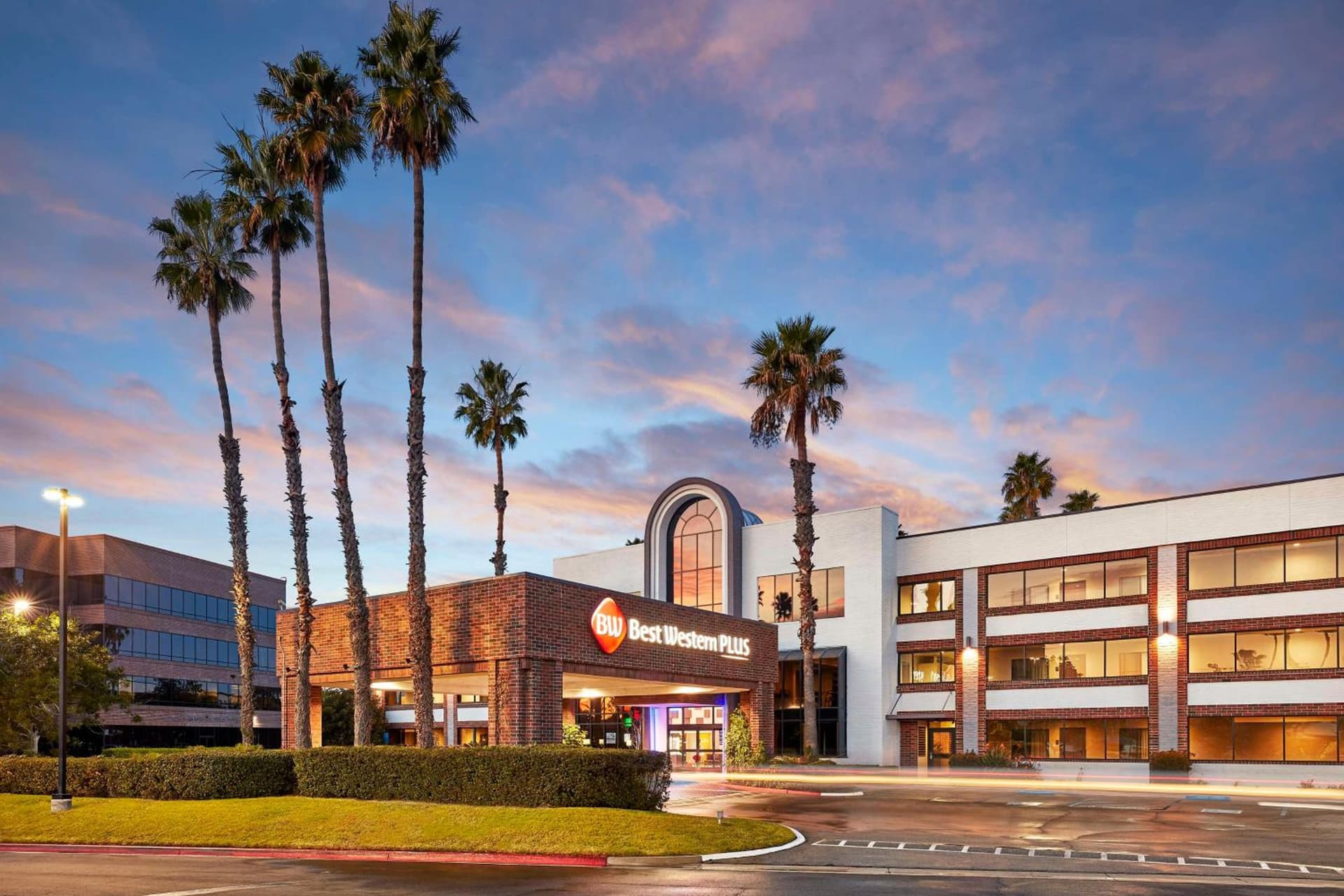 Best Western Plus Meridian Inn & Suites, Anaheim-Orange
