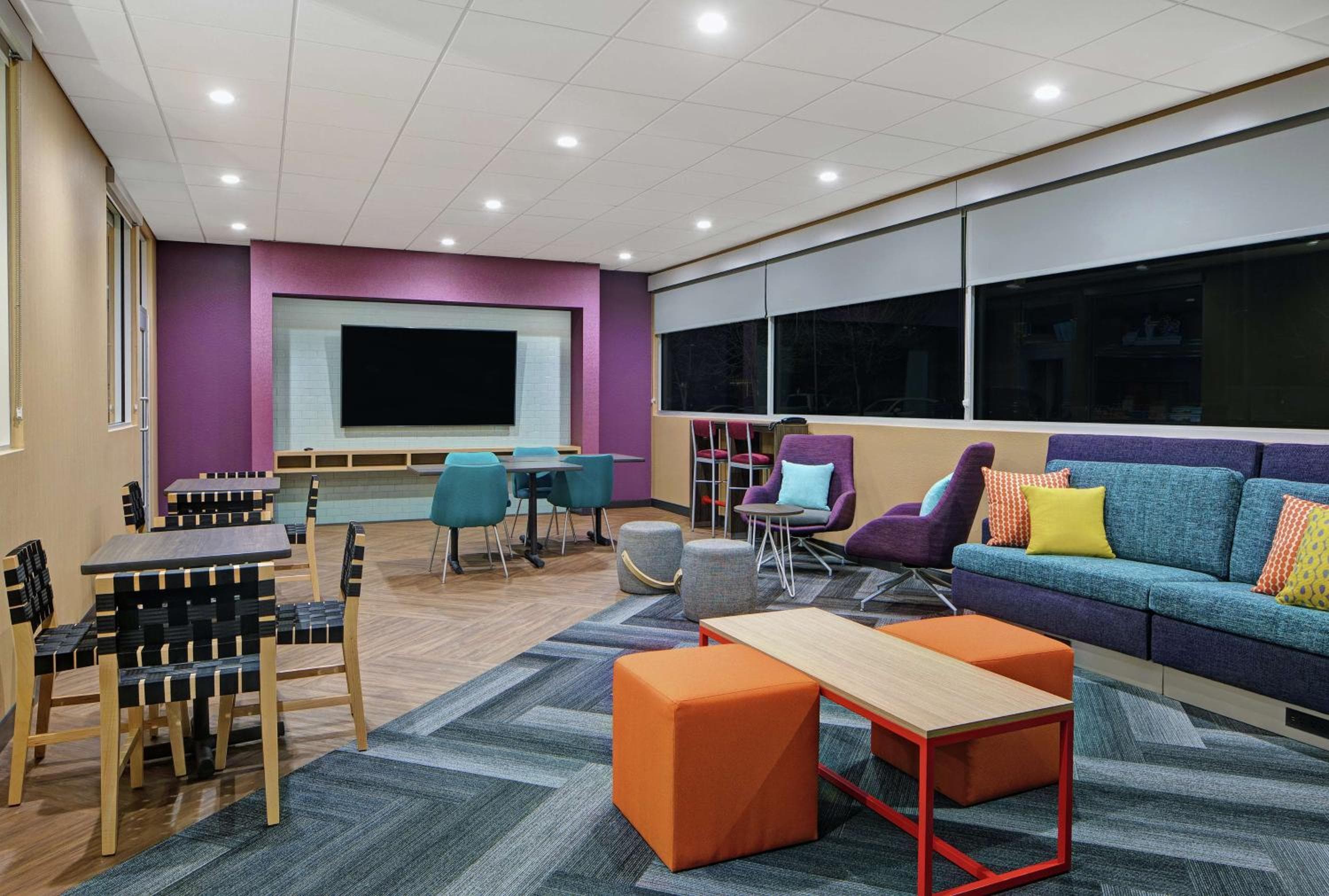 Tru By Hilton Austin Airport, TX