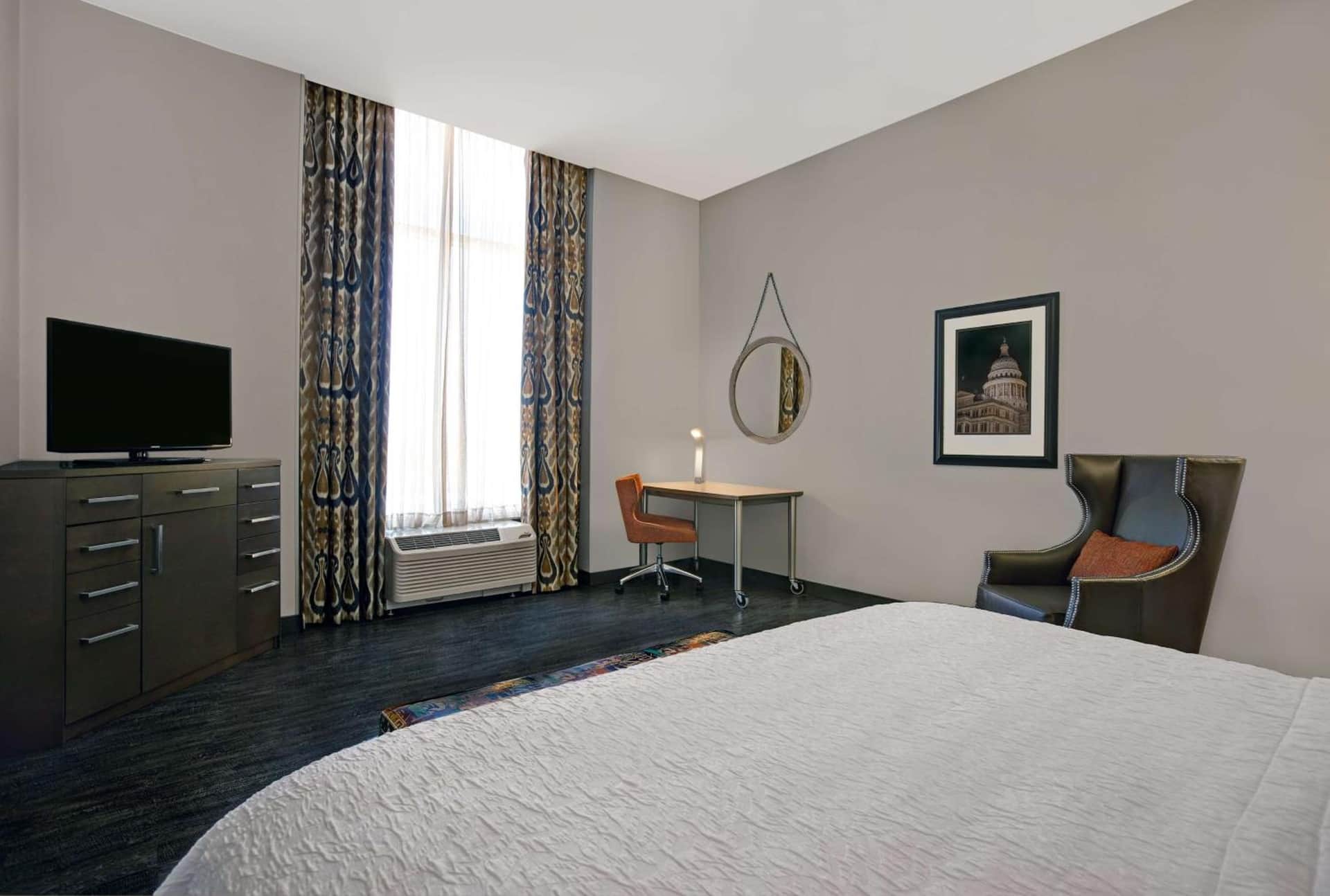 Hampton Inn & Suites Austin University/Capitol