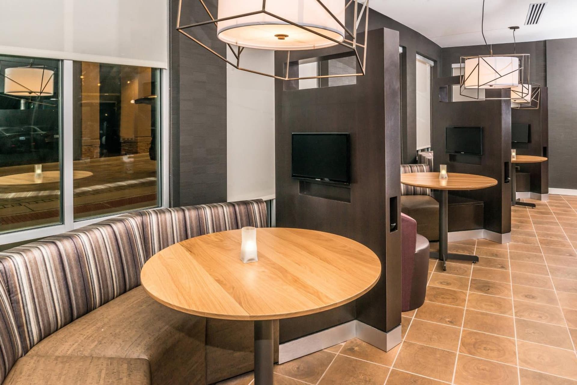 Courtyard by Marriott Detroit Farmington