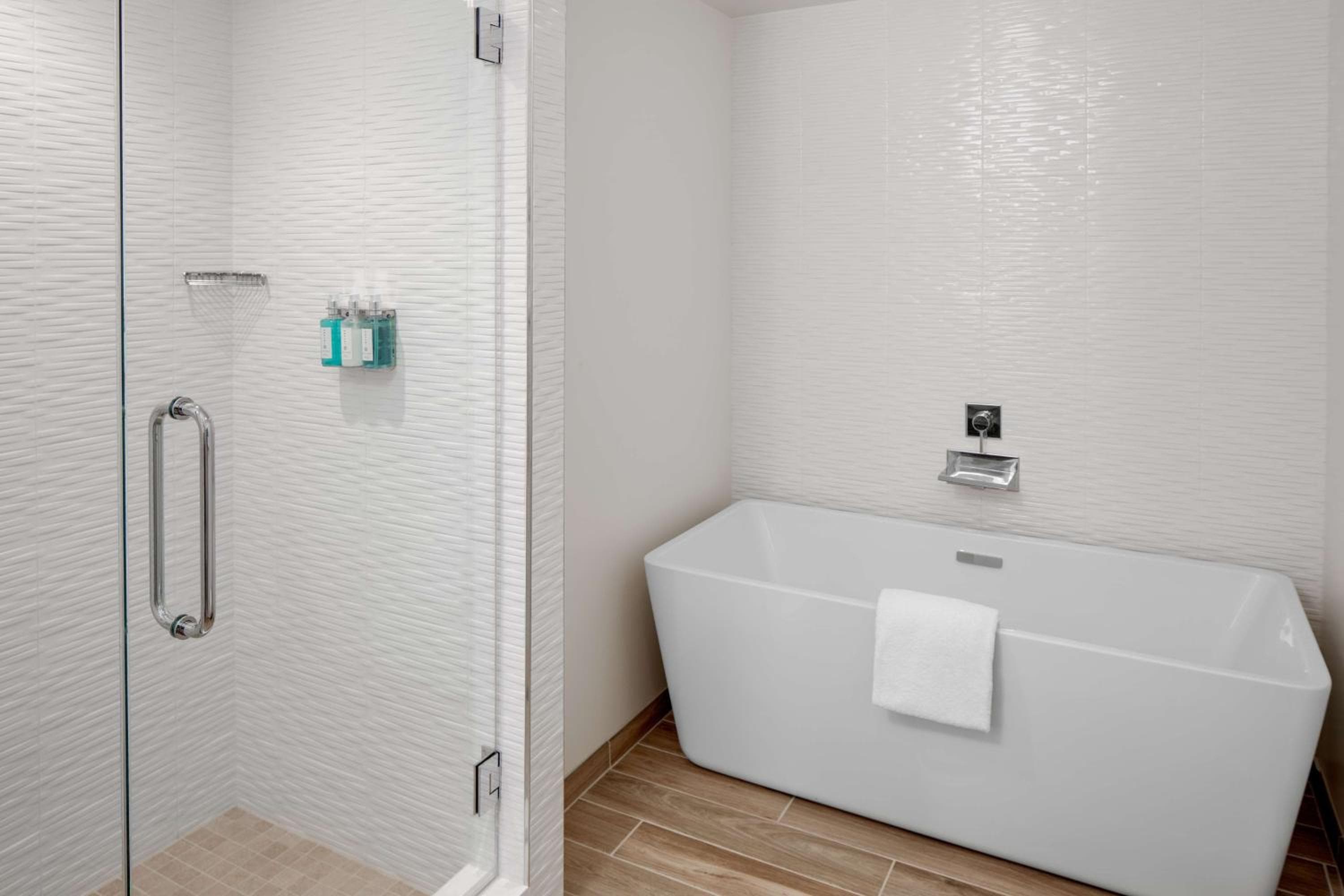 Embassy Suites by Hilton San Diego Bay Downtown