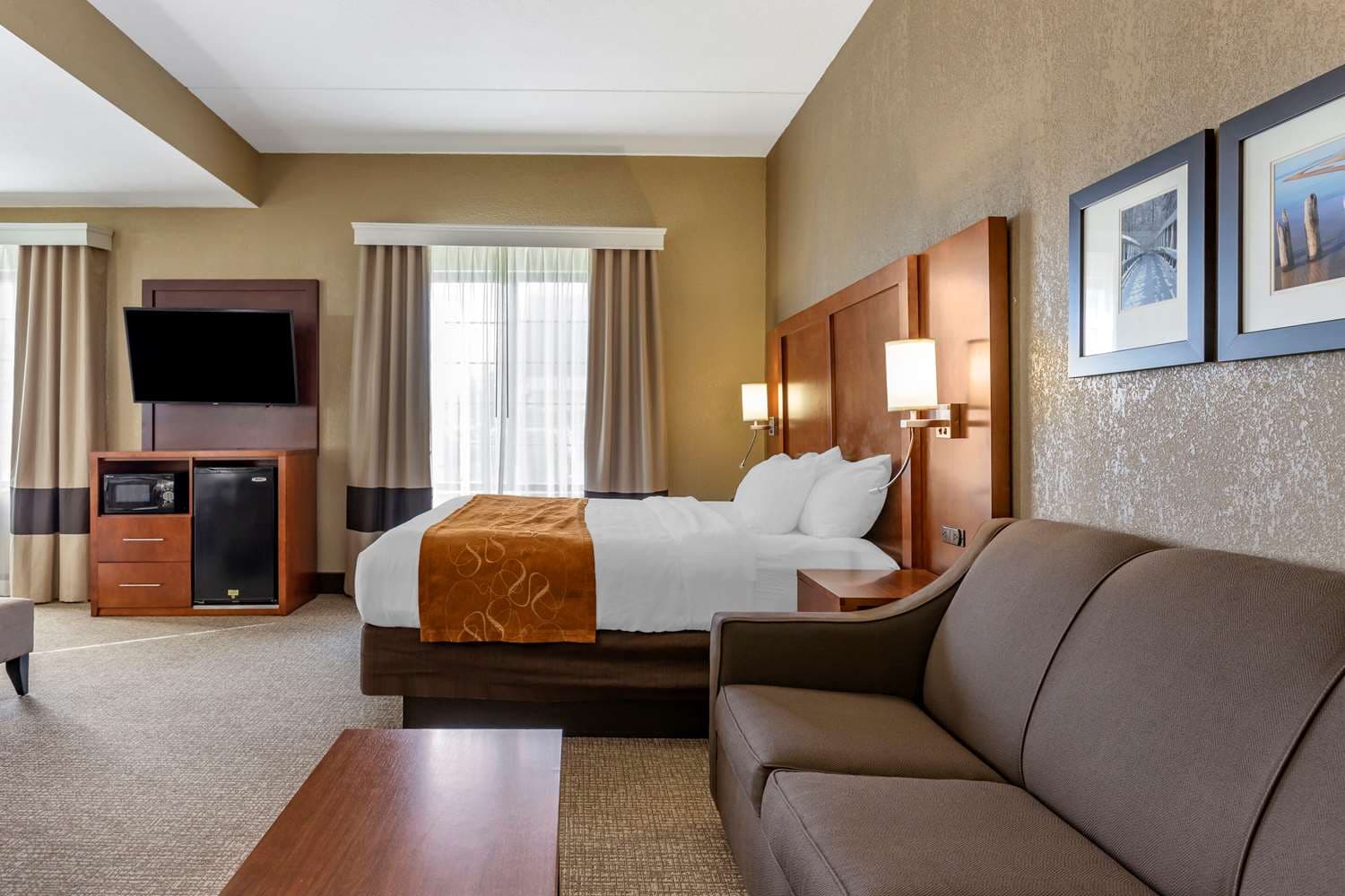 Comfort Suites Grand Rapids South