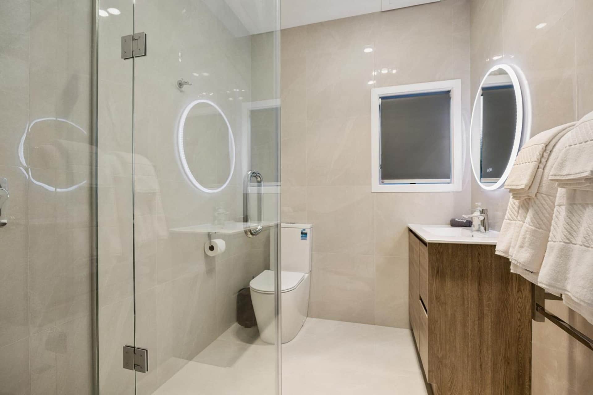 Aroha Motel & Apartments