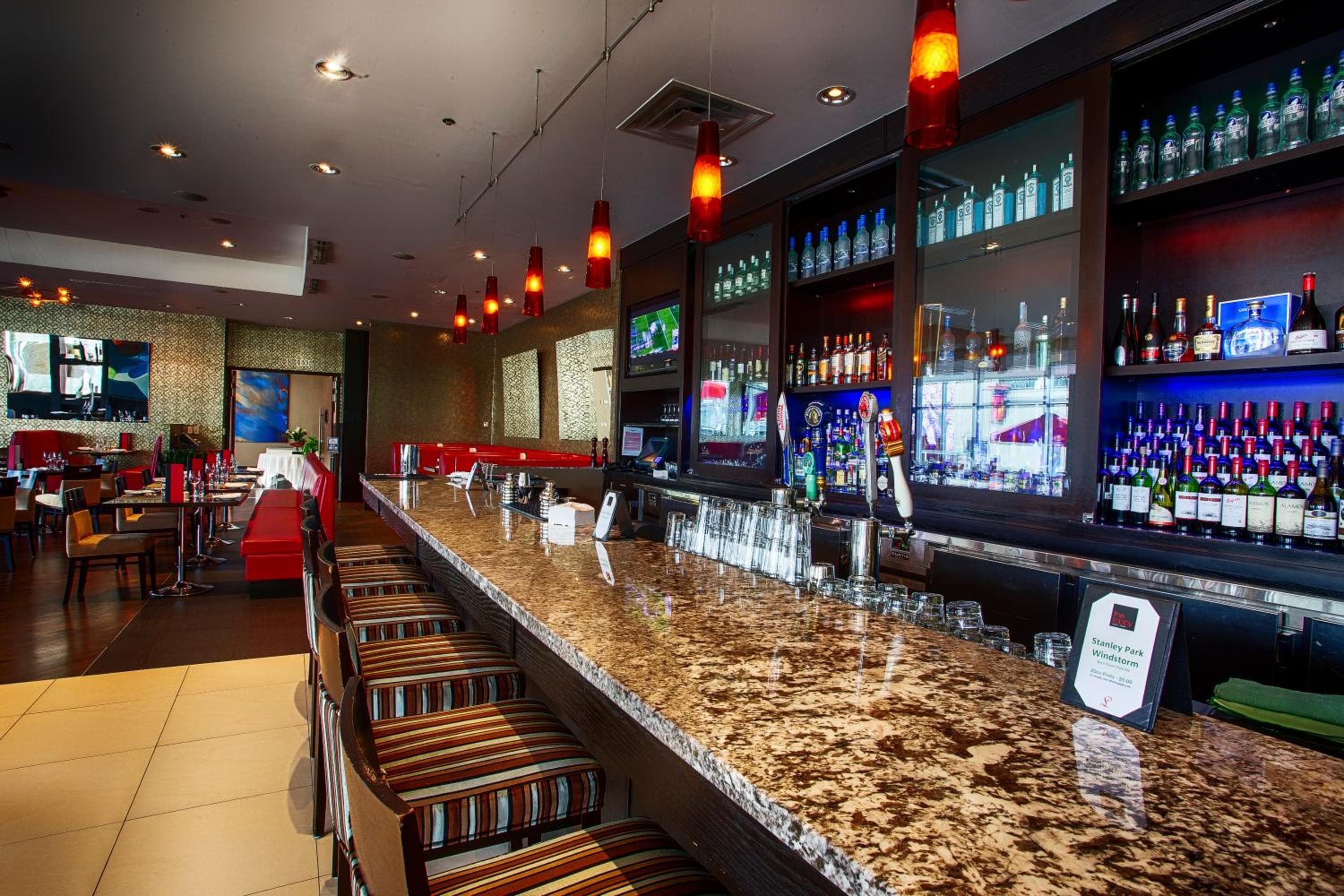 Pinnacle Hotel at the Pier