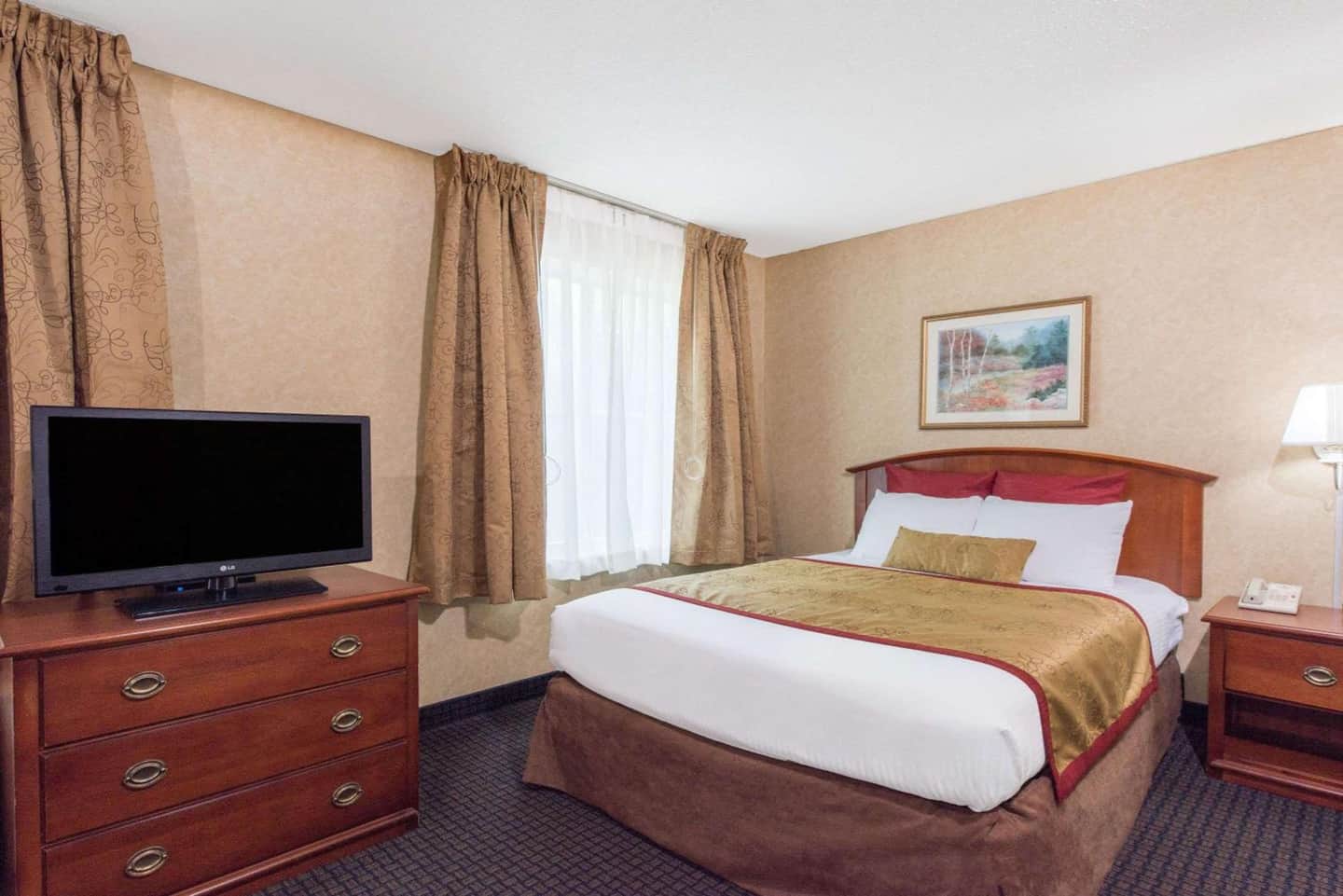 Lancaster Suites