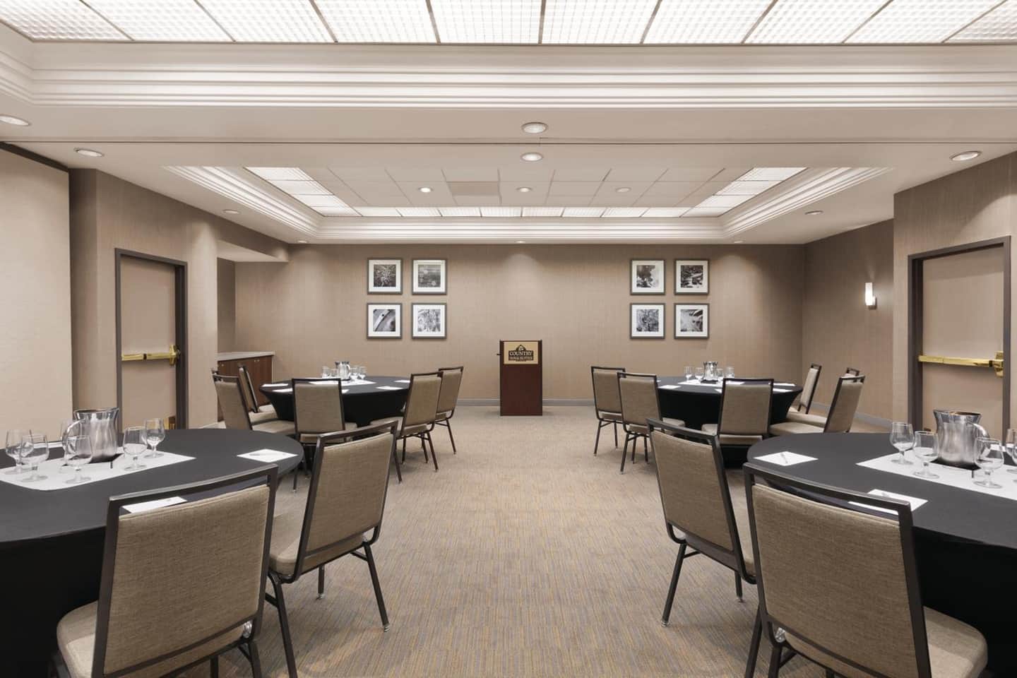 Country Inn & Suites by Radisson Seattle-Bothell