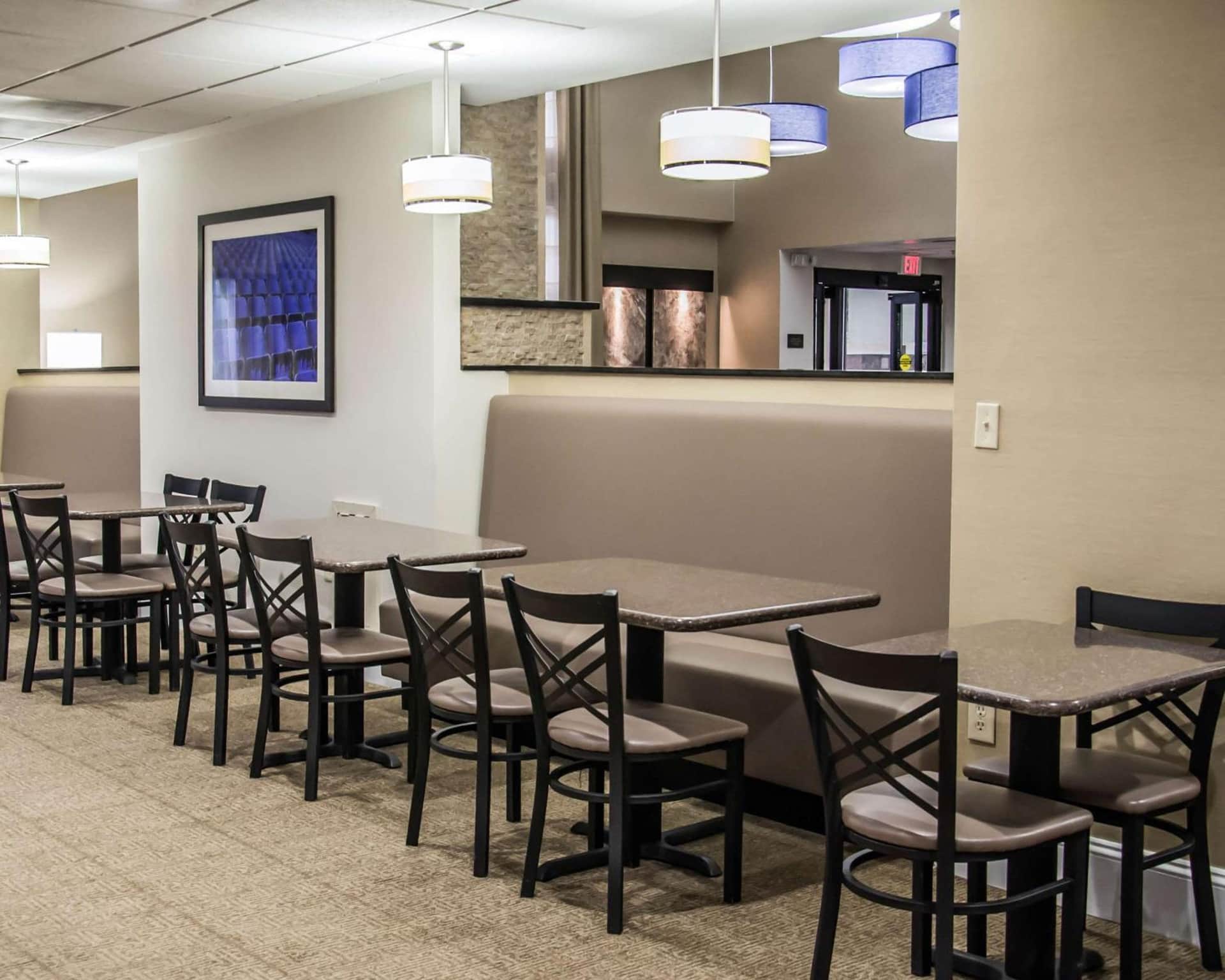 Comfort Suites University - Research Park