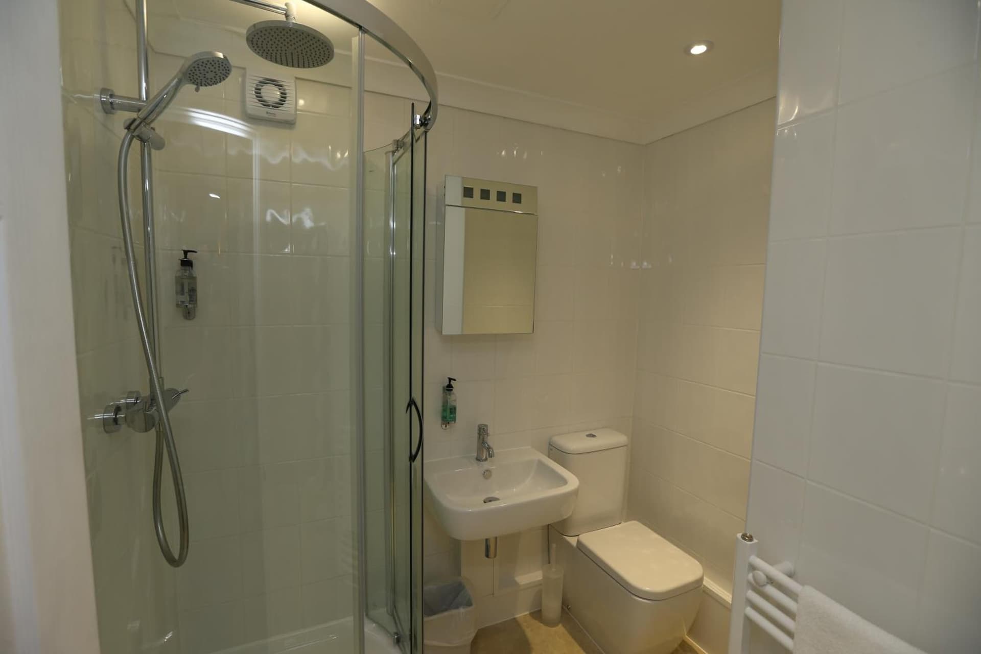 Corner House Hotel Gatwick