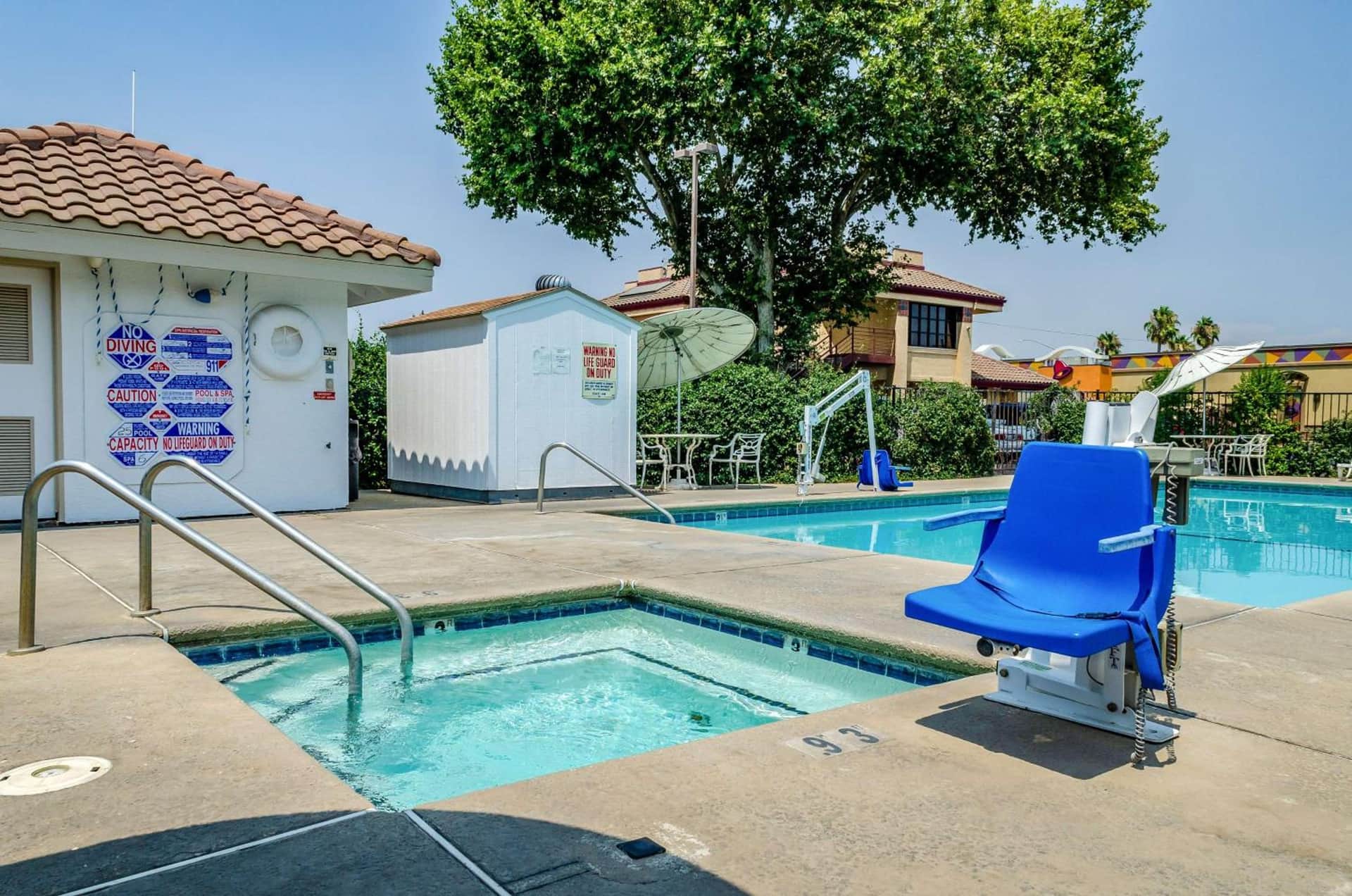 Motel 6 Oakdale, CA