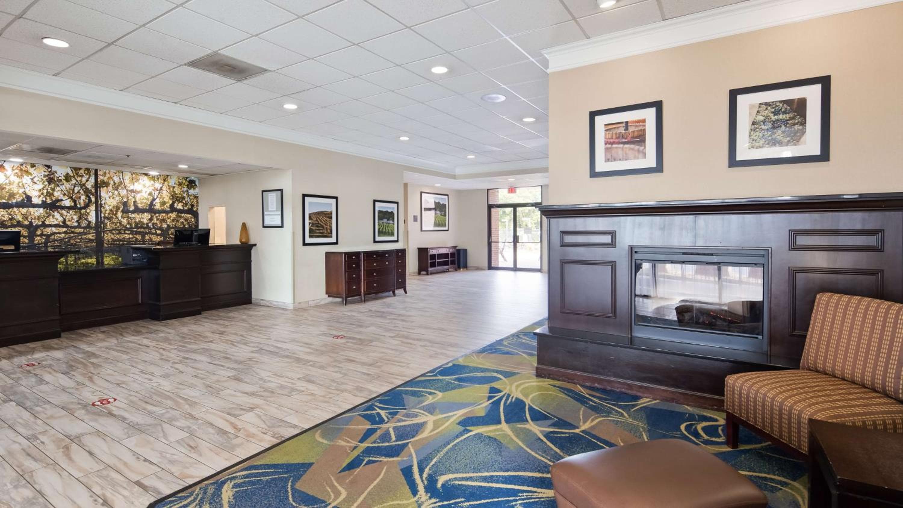 Best Western Leesburg Hotel & Conference Center