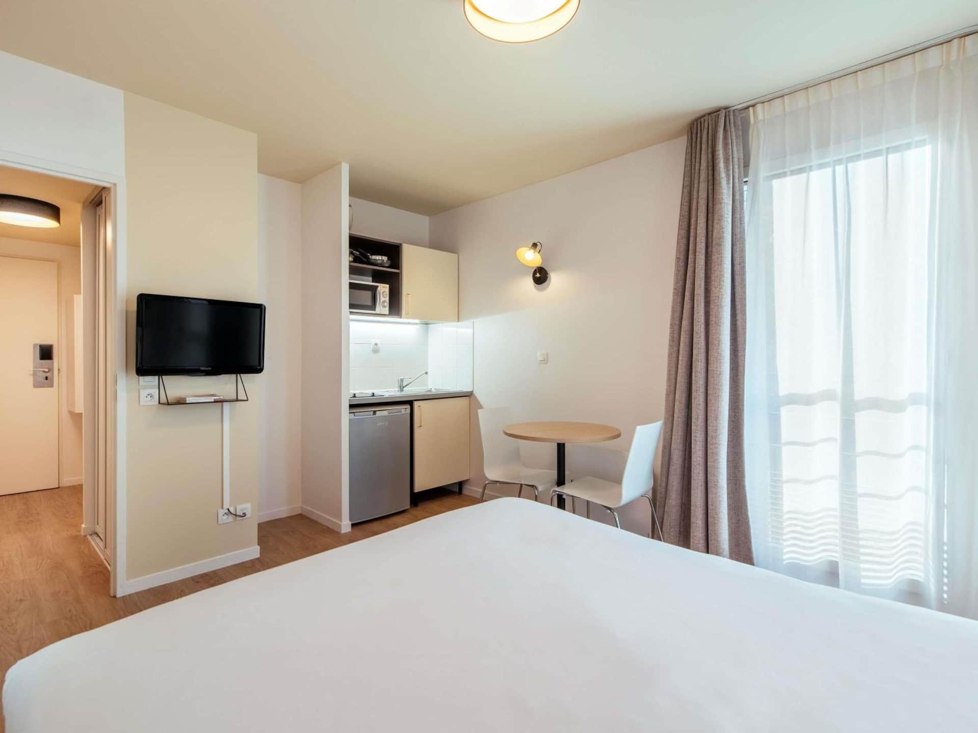 Adagio Access Paris Asnières Aparthotel
