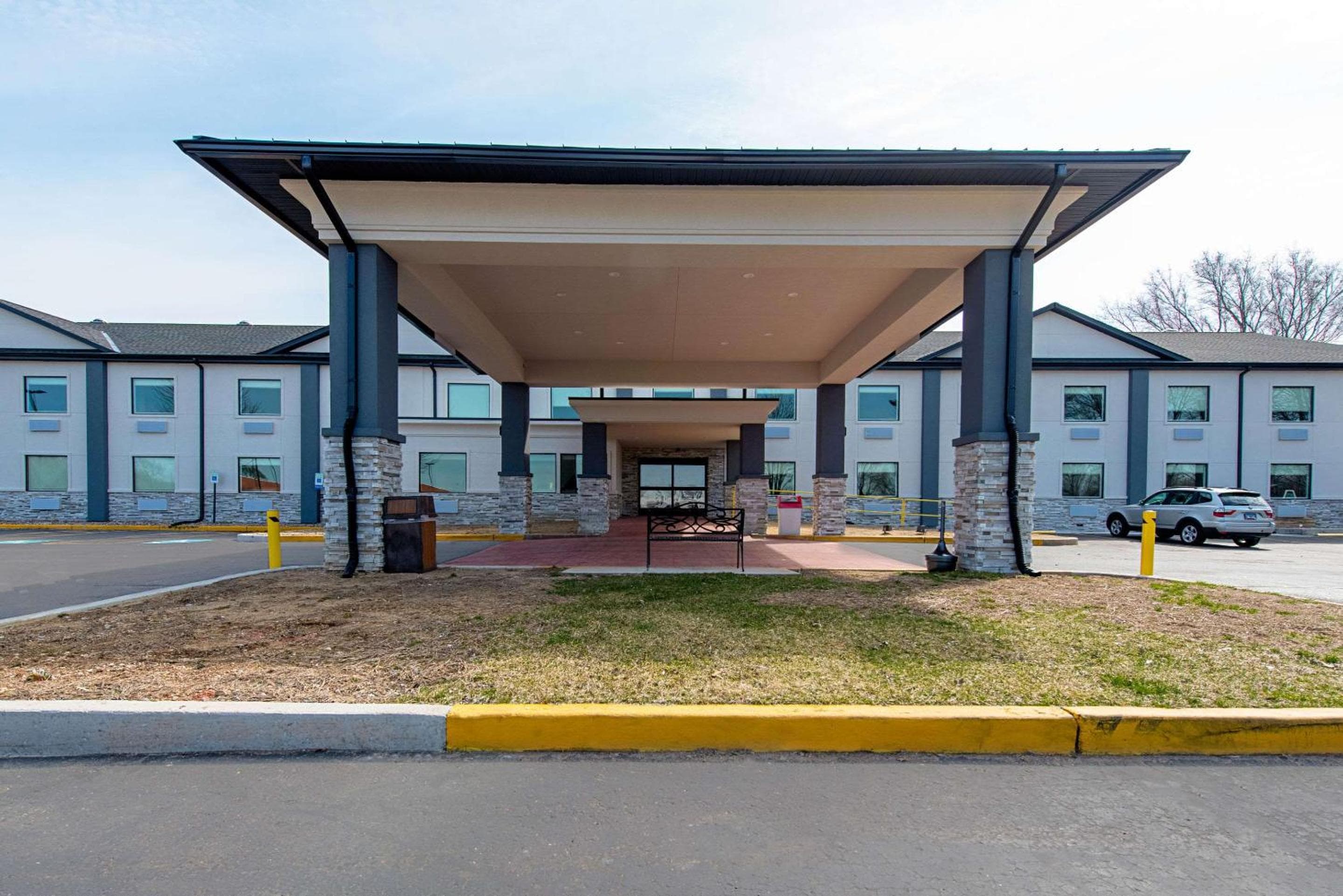 Quality inn - Mishawaka South bend