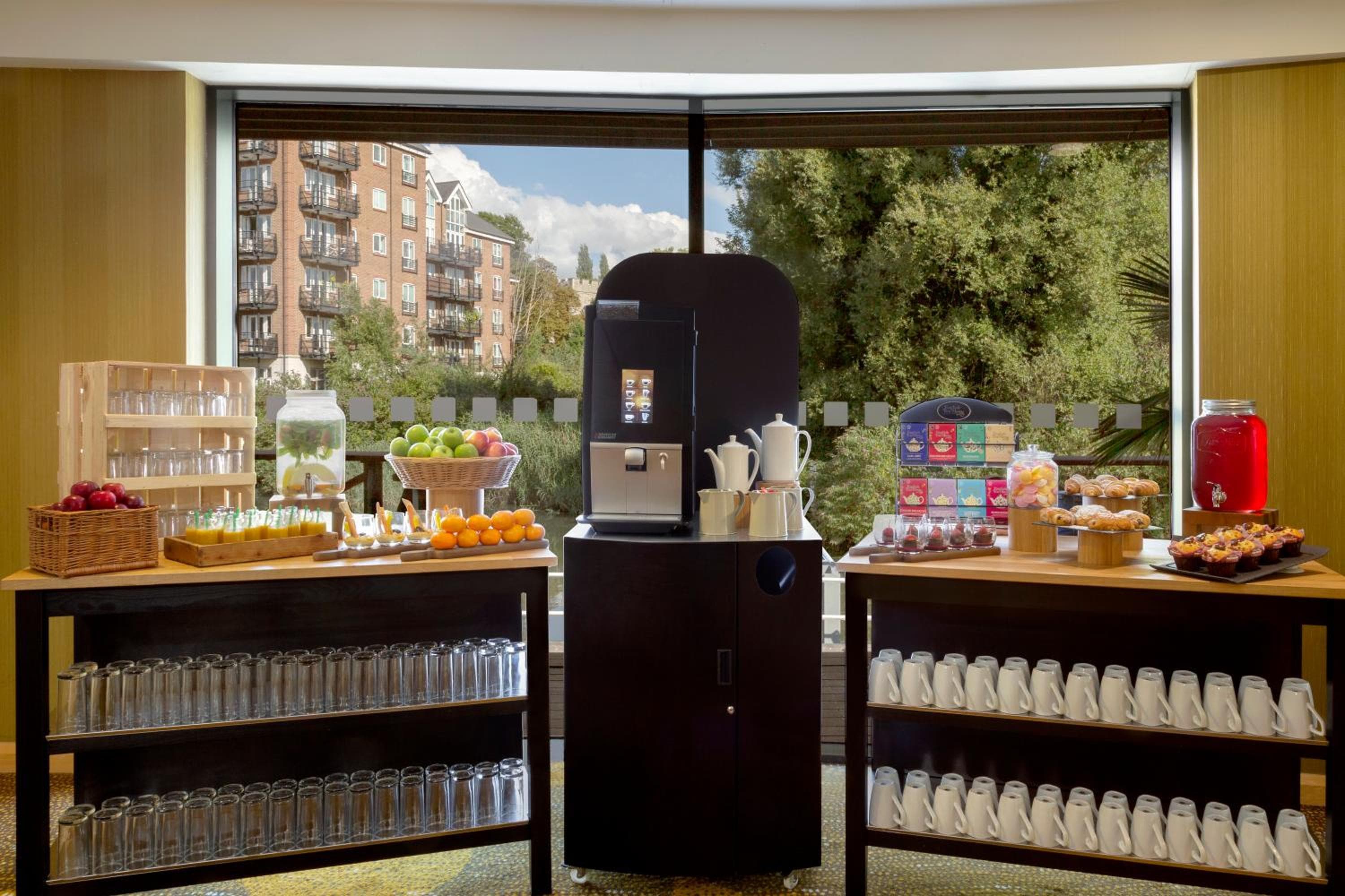 Holiday Inn London Brentford Lock