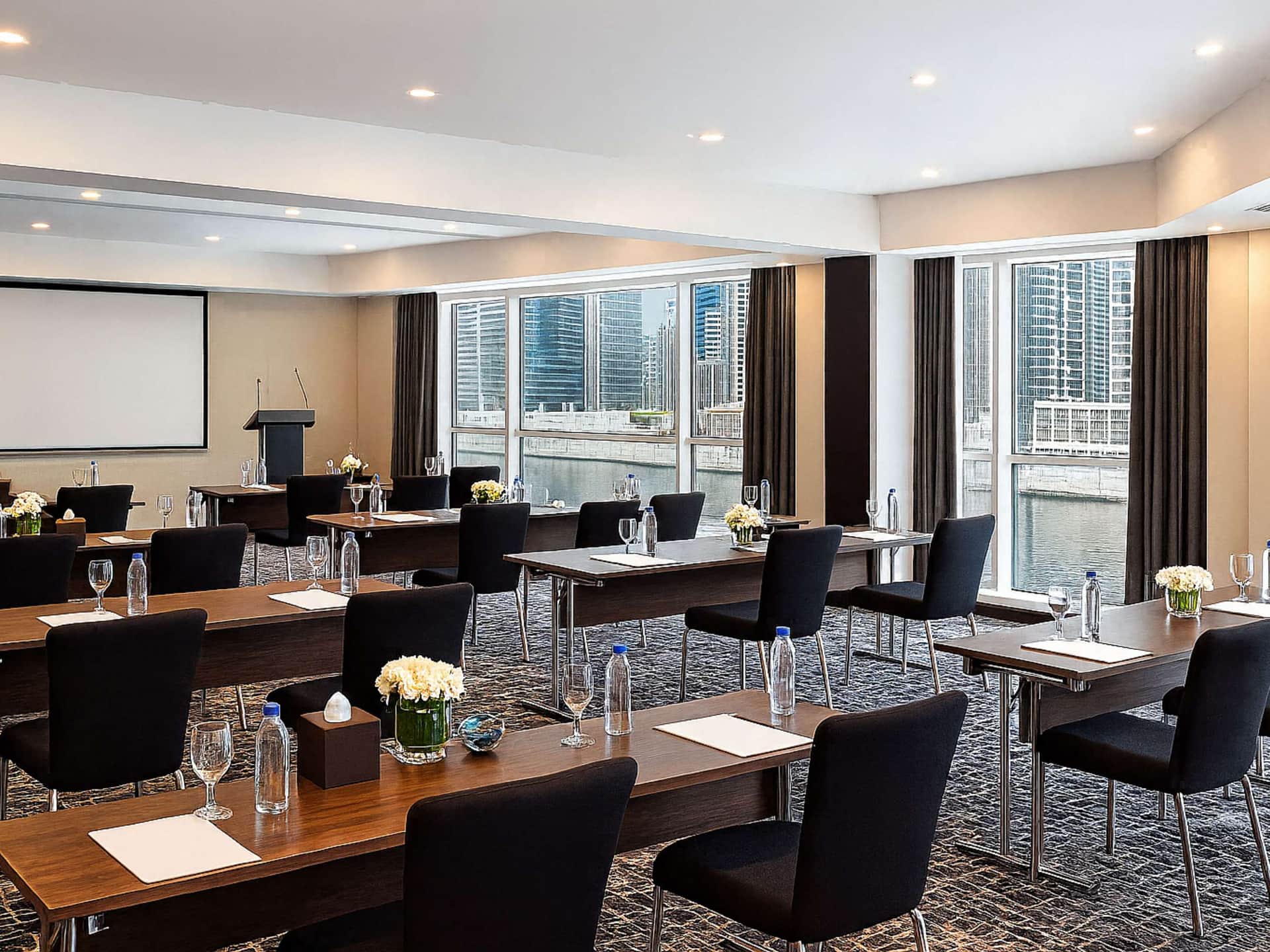 Grand Mercure Business Bay