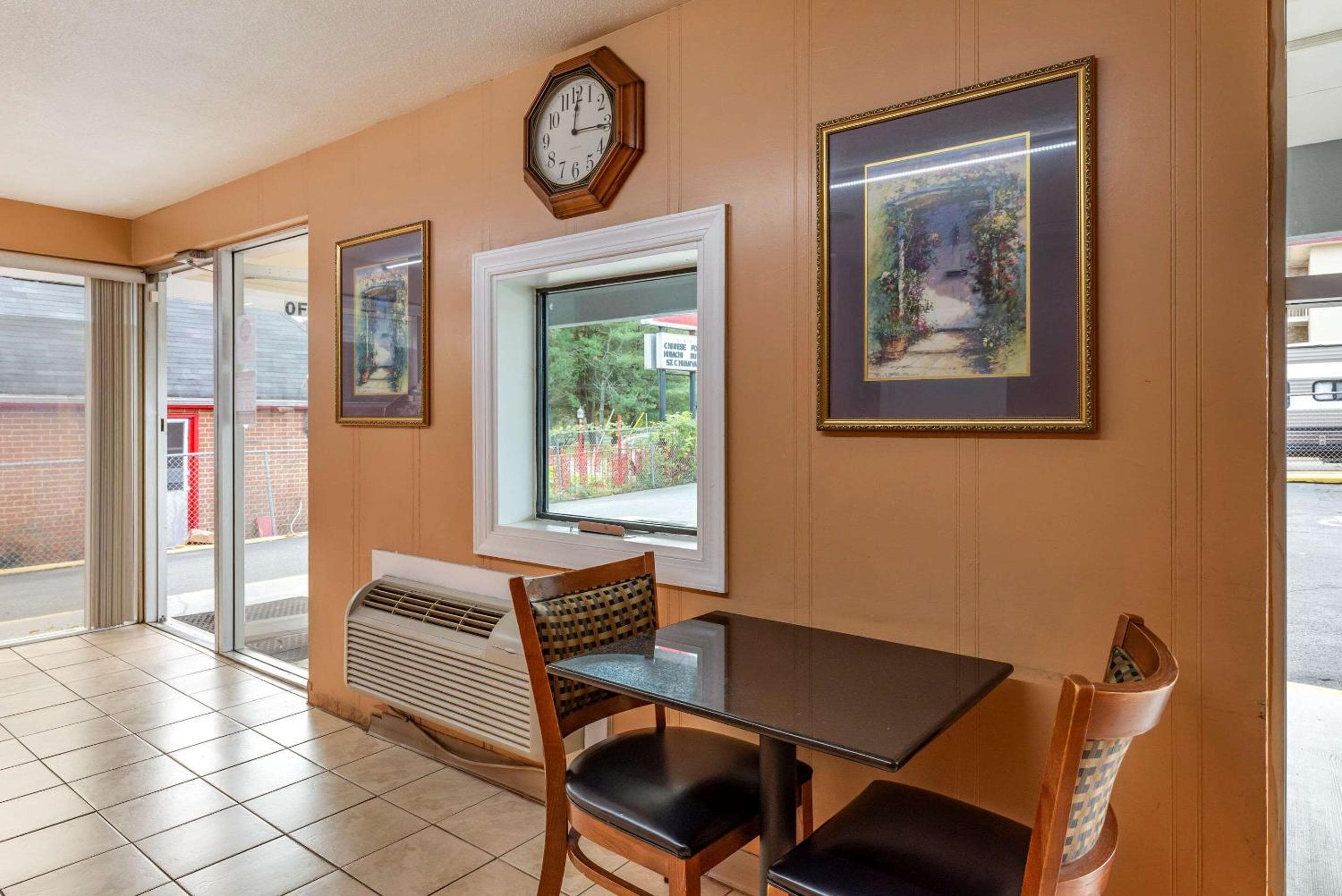 Econo Lodge Charlottesville North - University Area