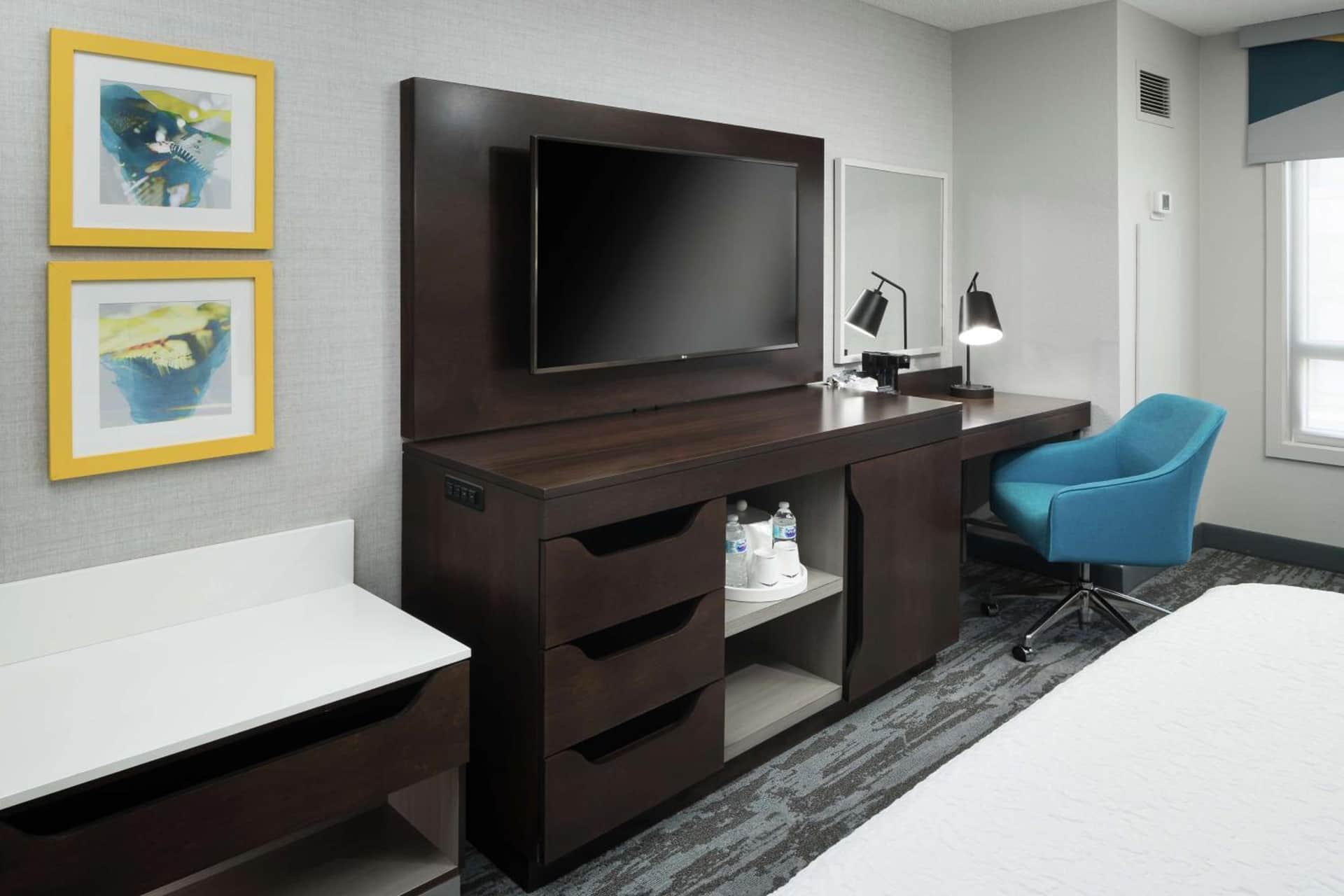 Hampton Inn & Suites Memphis at Beale Street