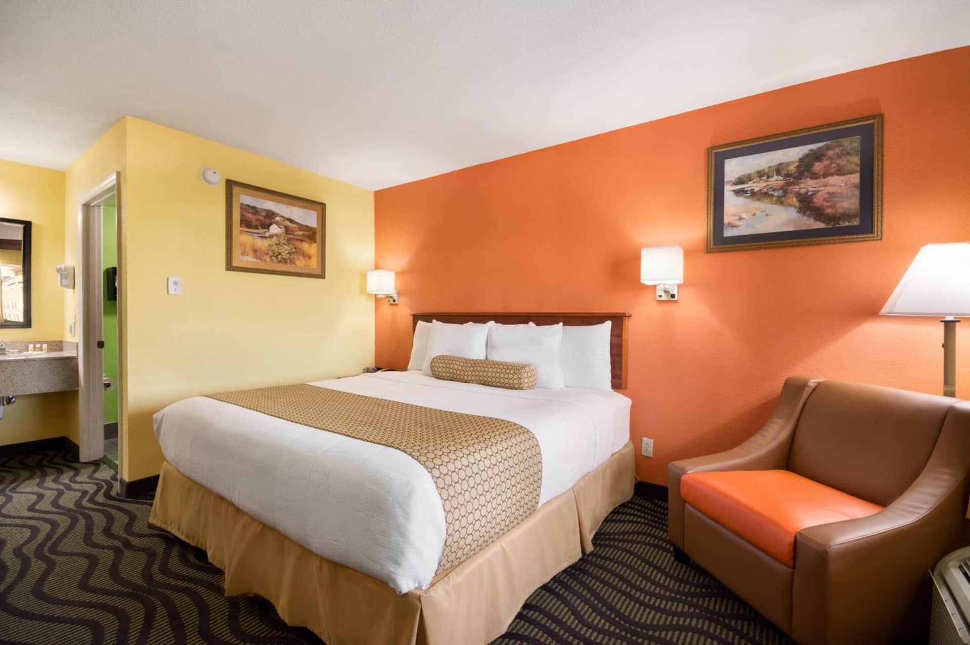 Days Inn by Wyndham Acworth