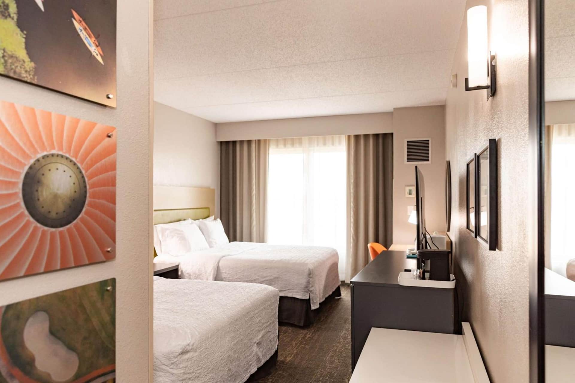 Hampton Inn & Suites Newark Airport Elizabeth