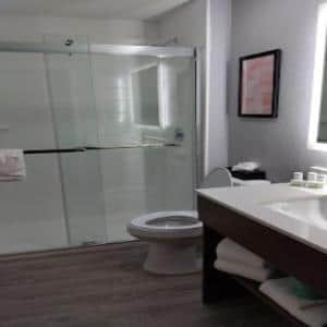 Hawthorn Extended Stay by Wyndham Bedford - Dallas