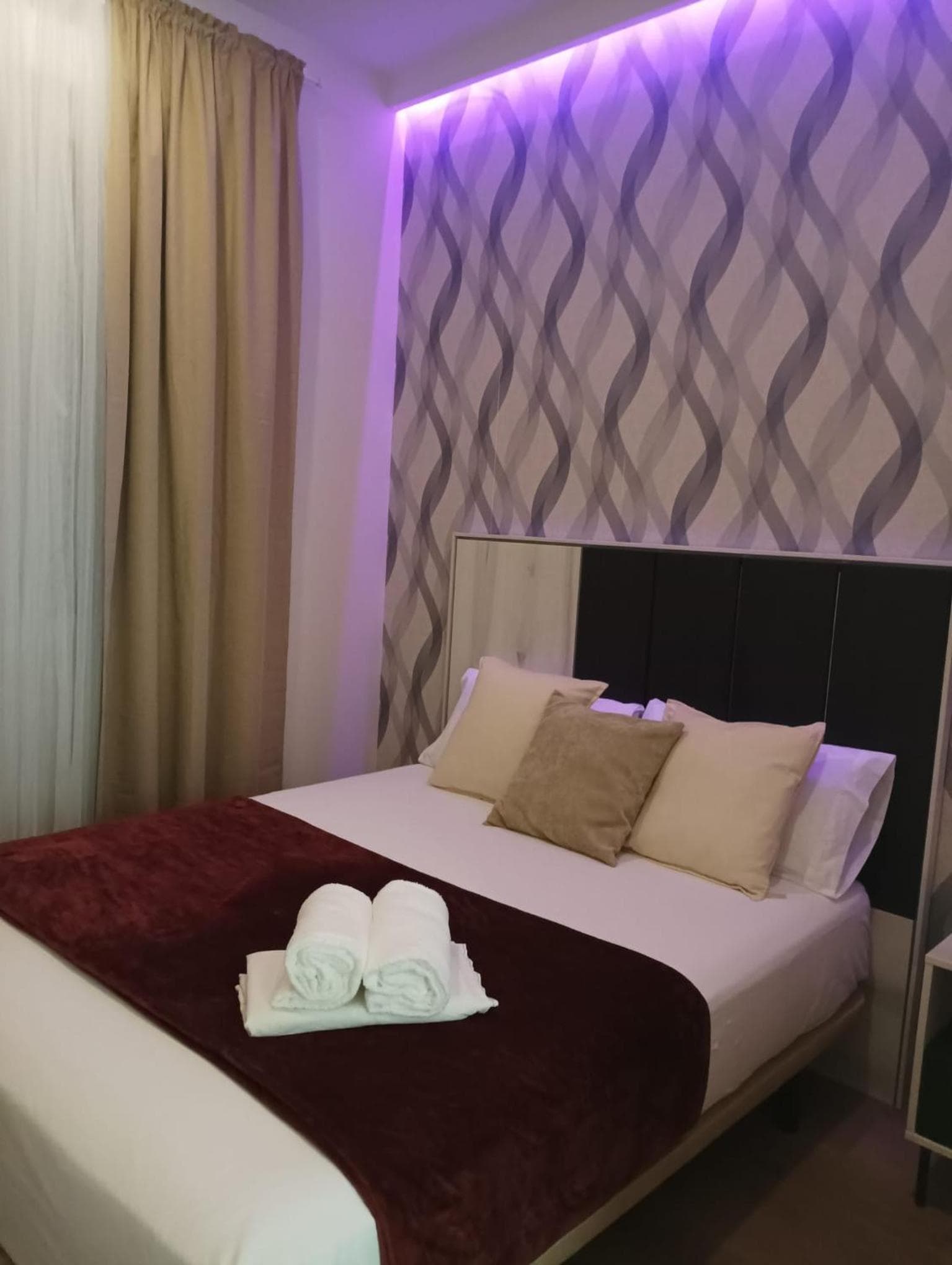 Paradise Suites Madrid