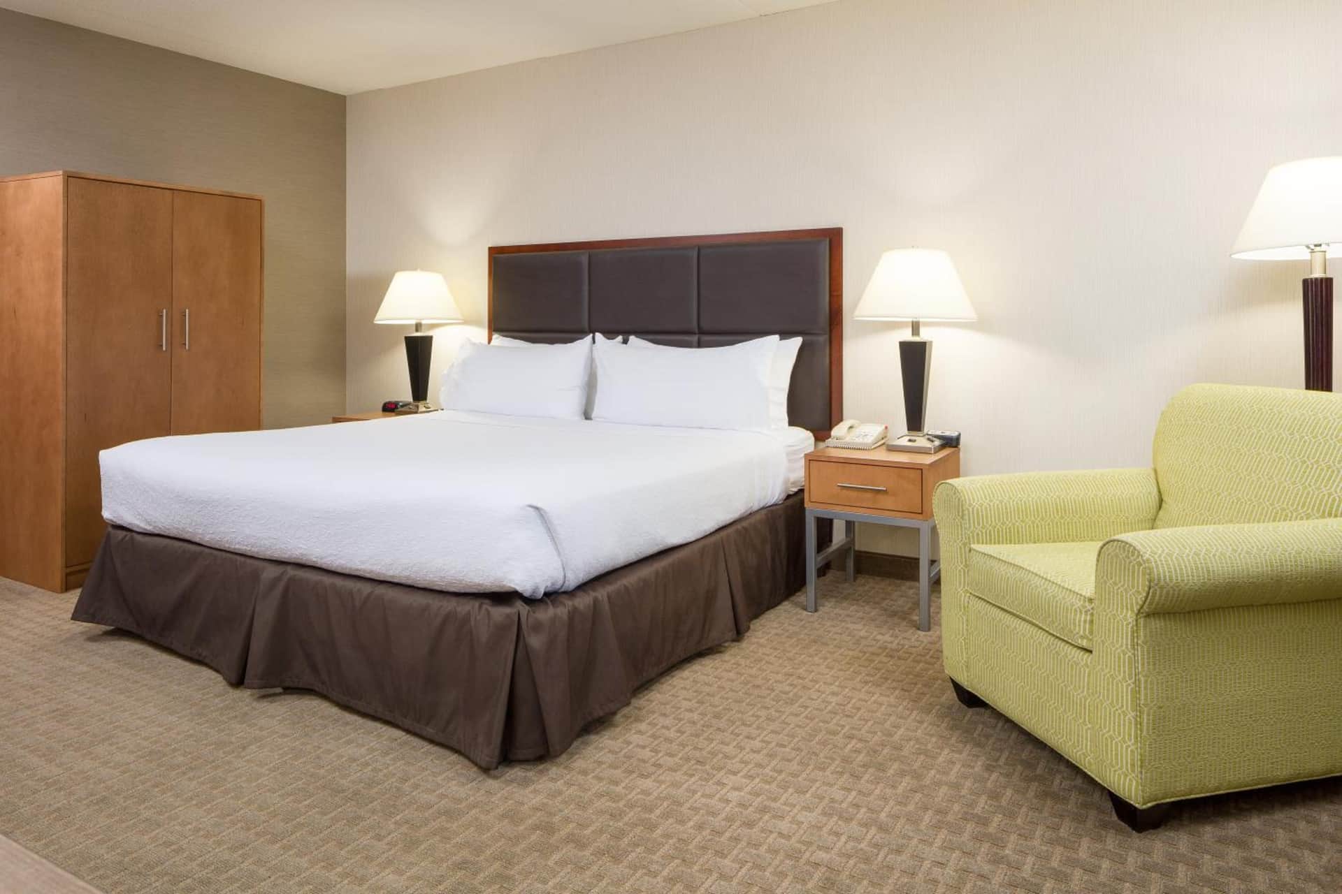 Holiday Inn Manchester Airport by IHG