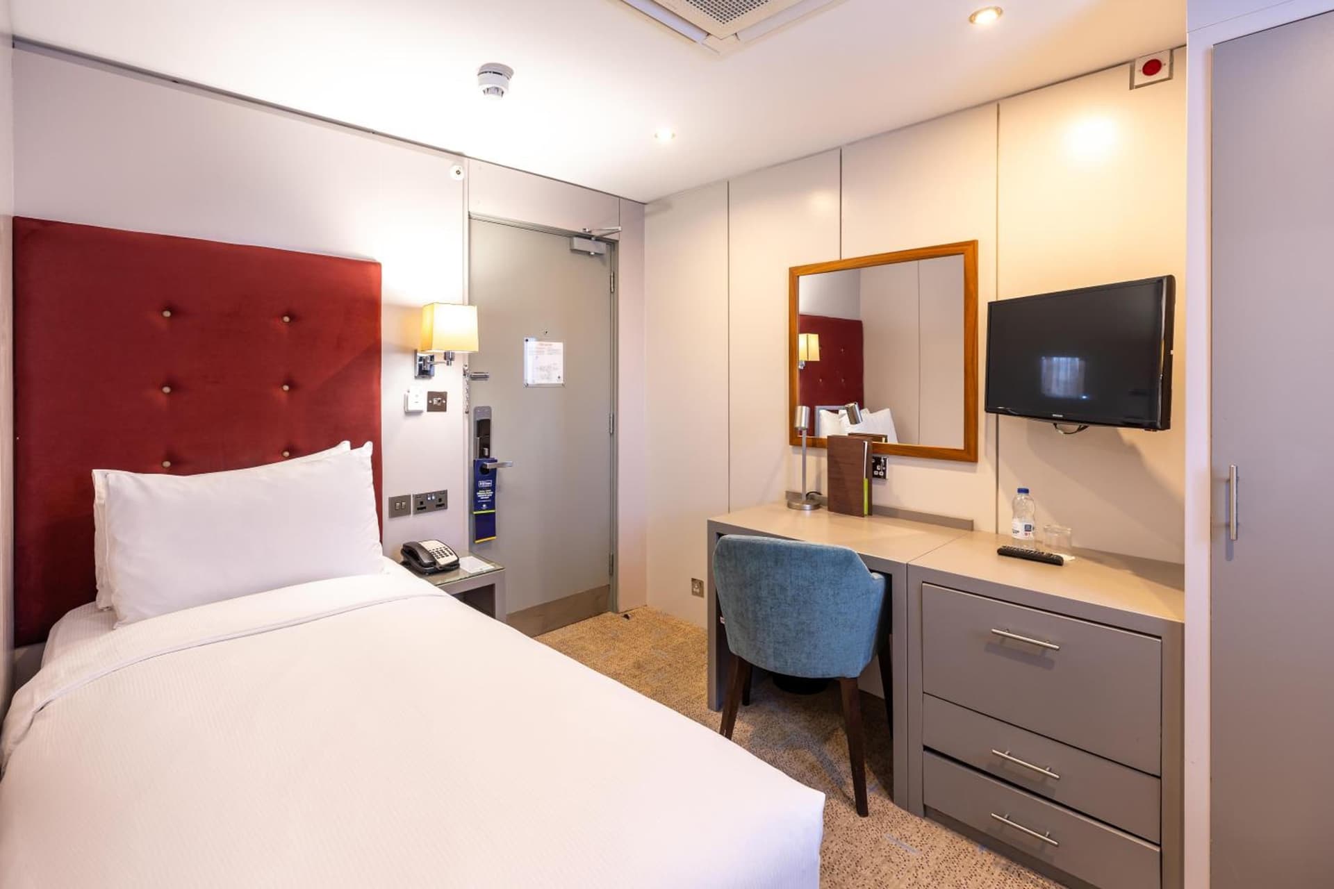 DoubleTree by Hilton London - West End