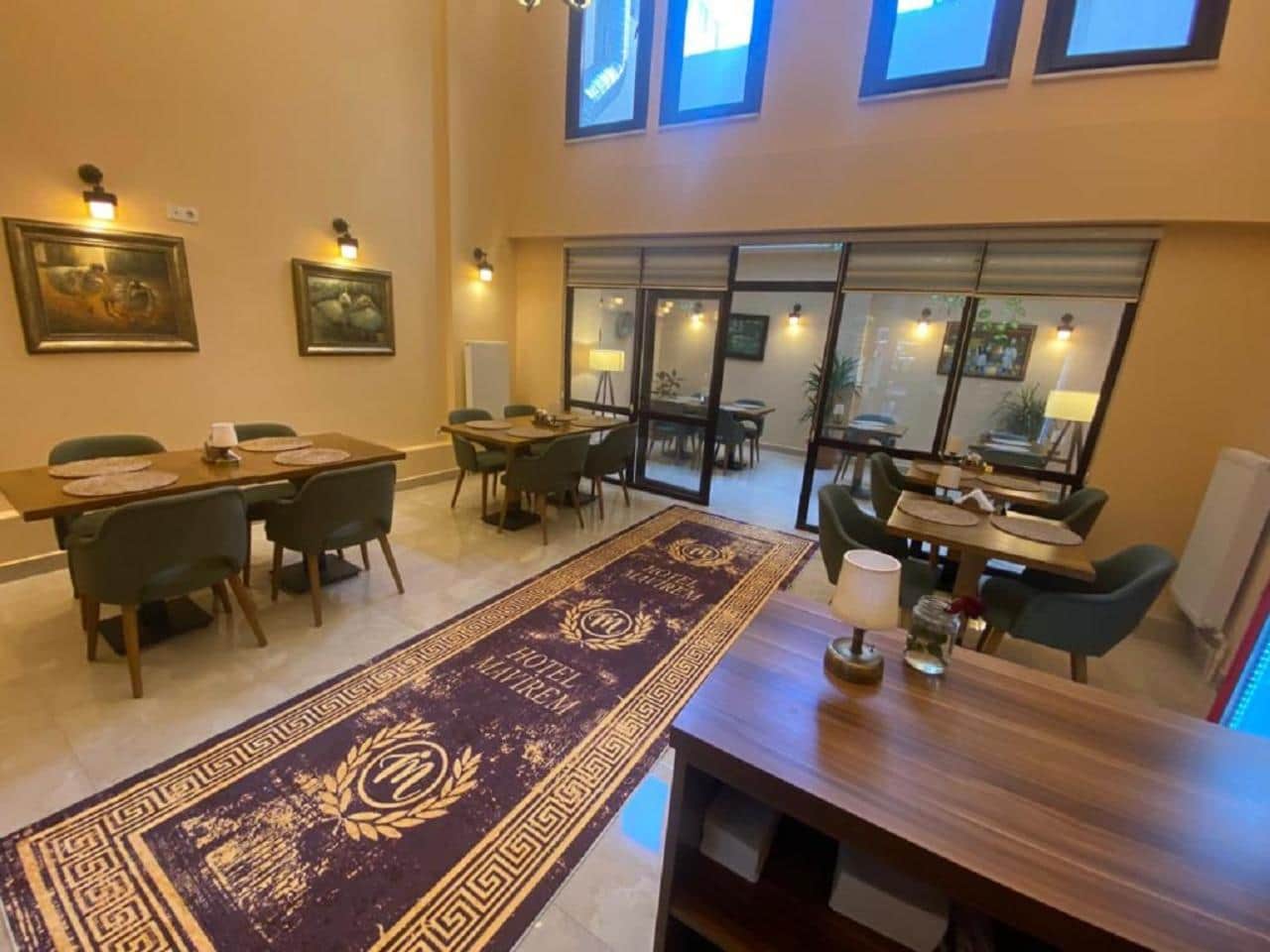 Mavirem Hotel