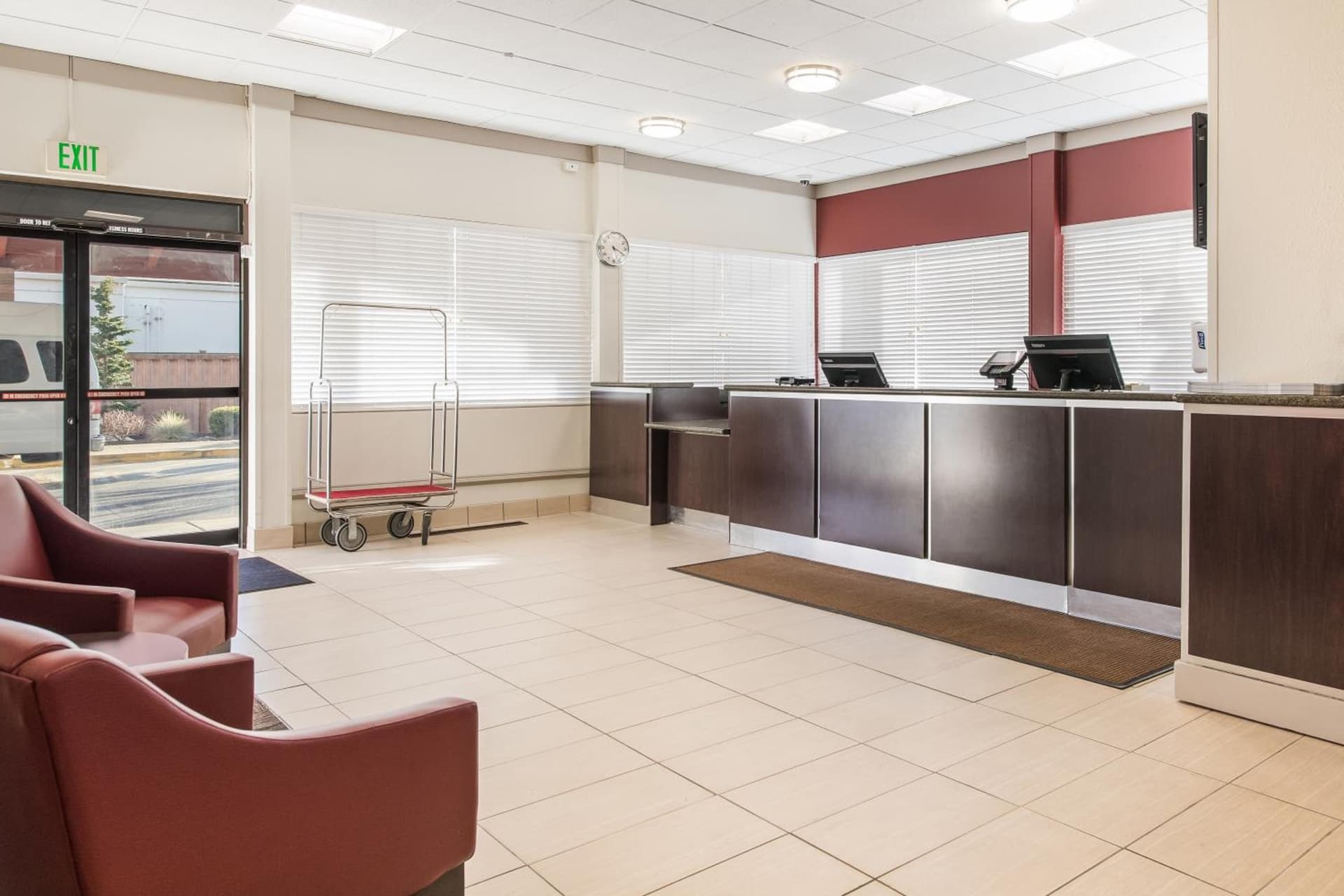 Red Roof Inn Seattle Airport - SEATAC