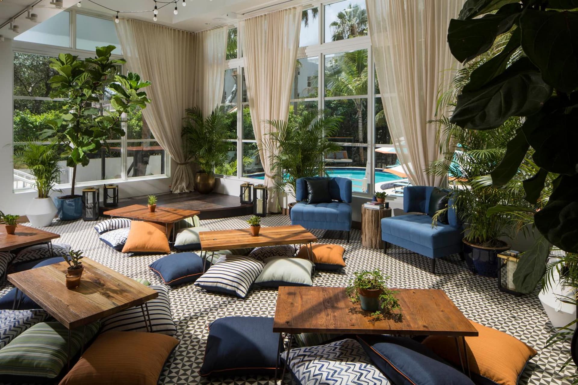 Hotel Rendale Miami Beach