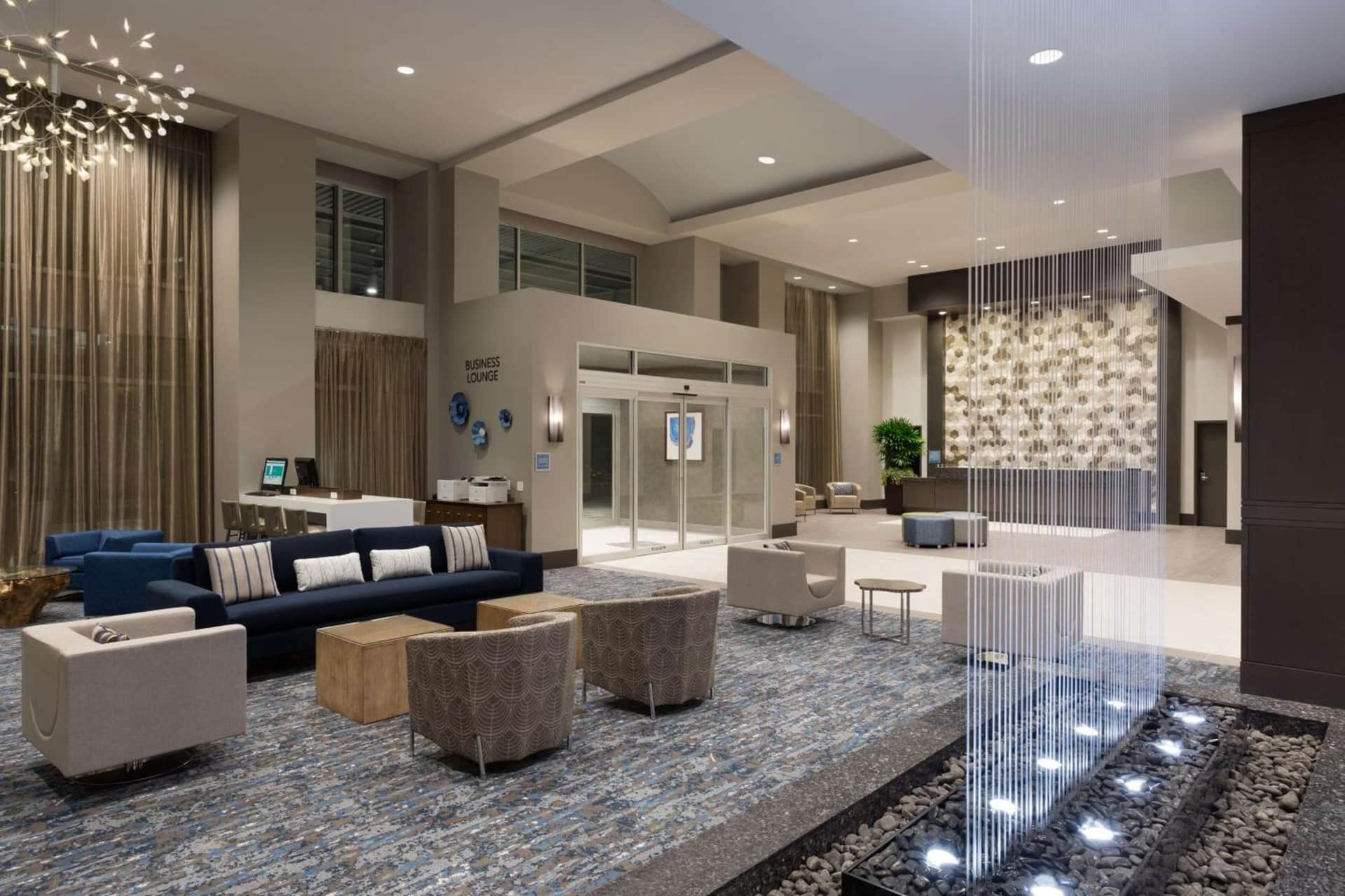 Embassy Suites by Hilton The Woodlands at Hughes Landing