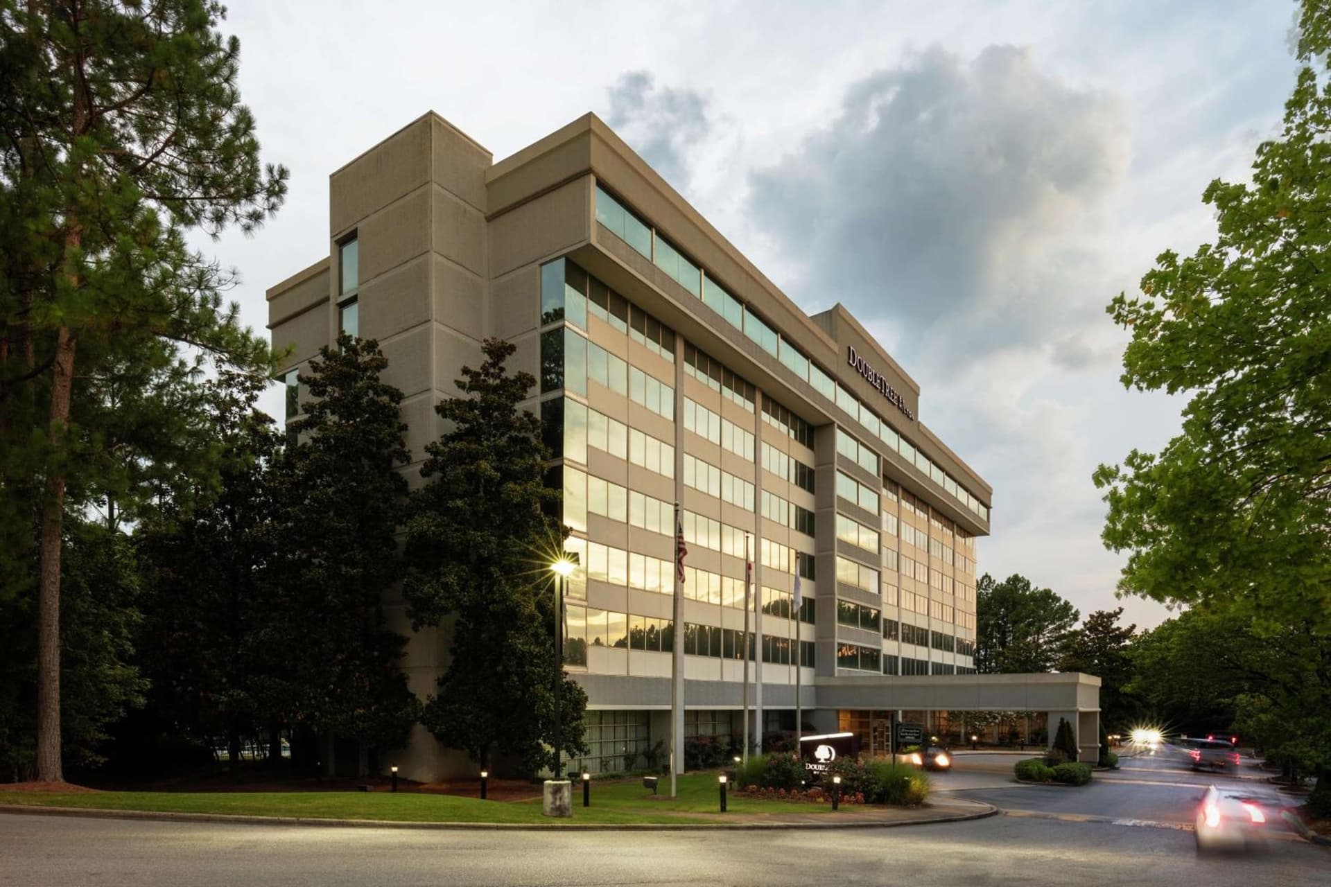 DoubleTree by Hilton Hotel Birmingham Perimeter Park