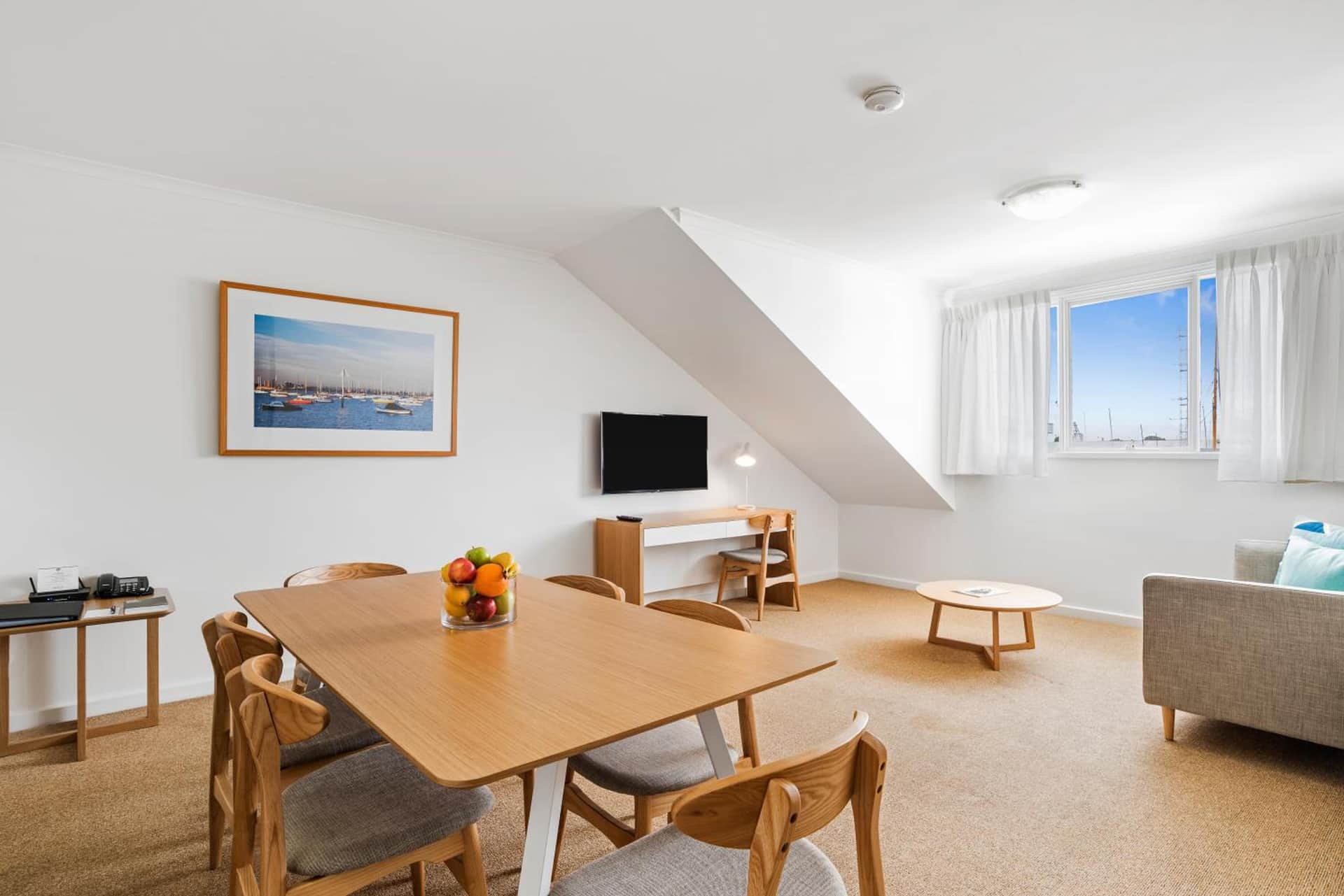 MainStay Suites Williamstown