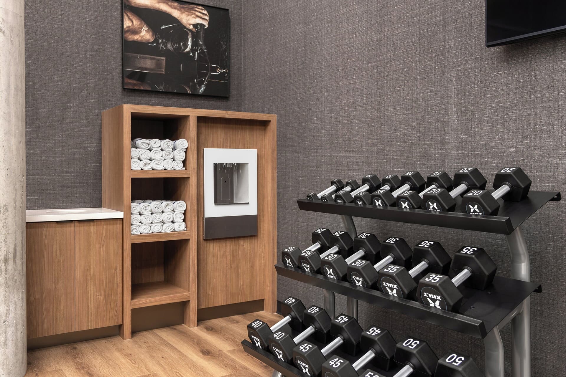 Staybridge Suites Montreal Airport - St-Laurent by IHG