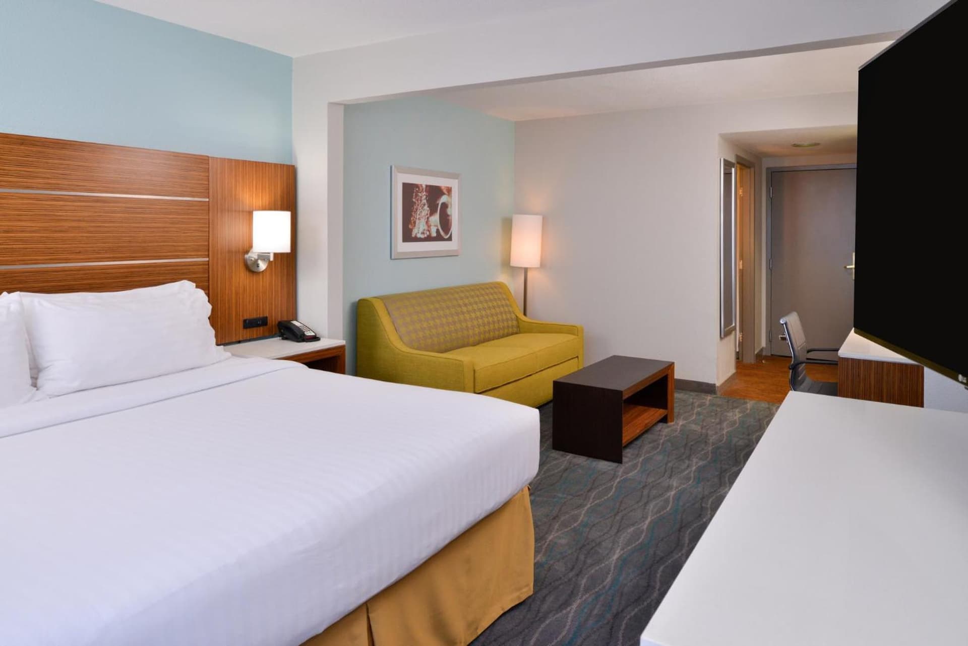 Holiday Inn Express & Suites Austin North Central by IHG