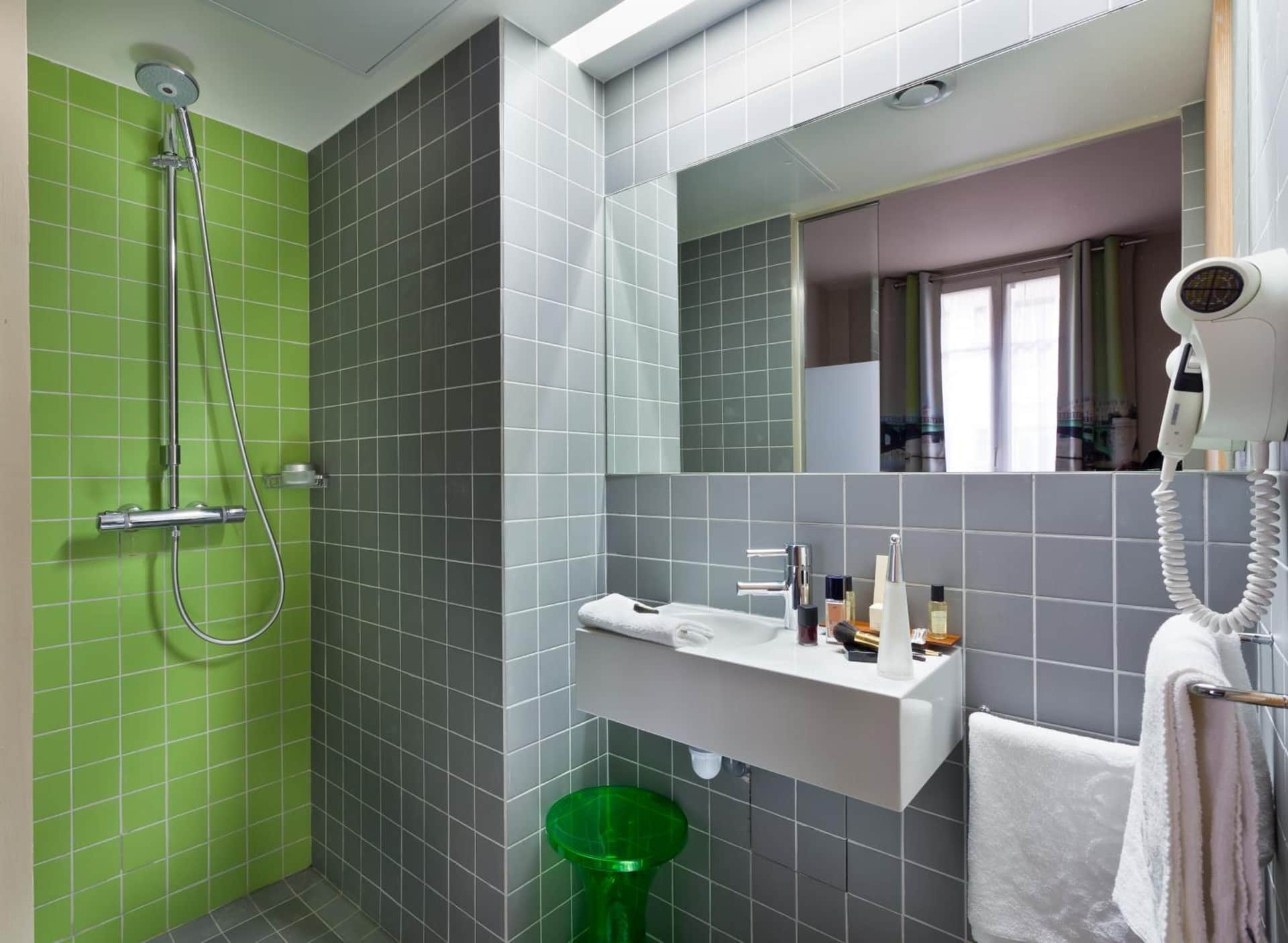 Hotel Glasgow Monceau by Patrick Hayat