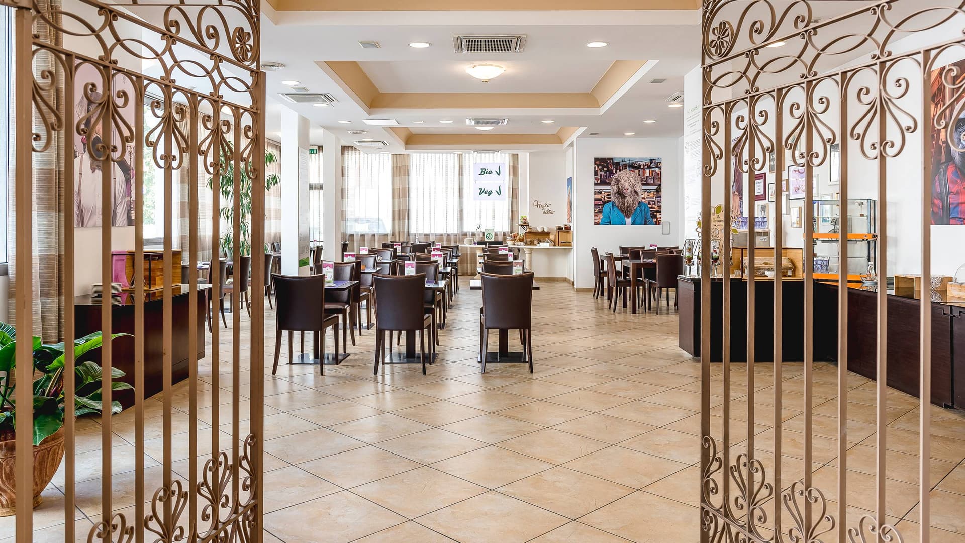Sovrana Hotel & SPA