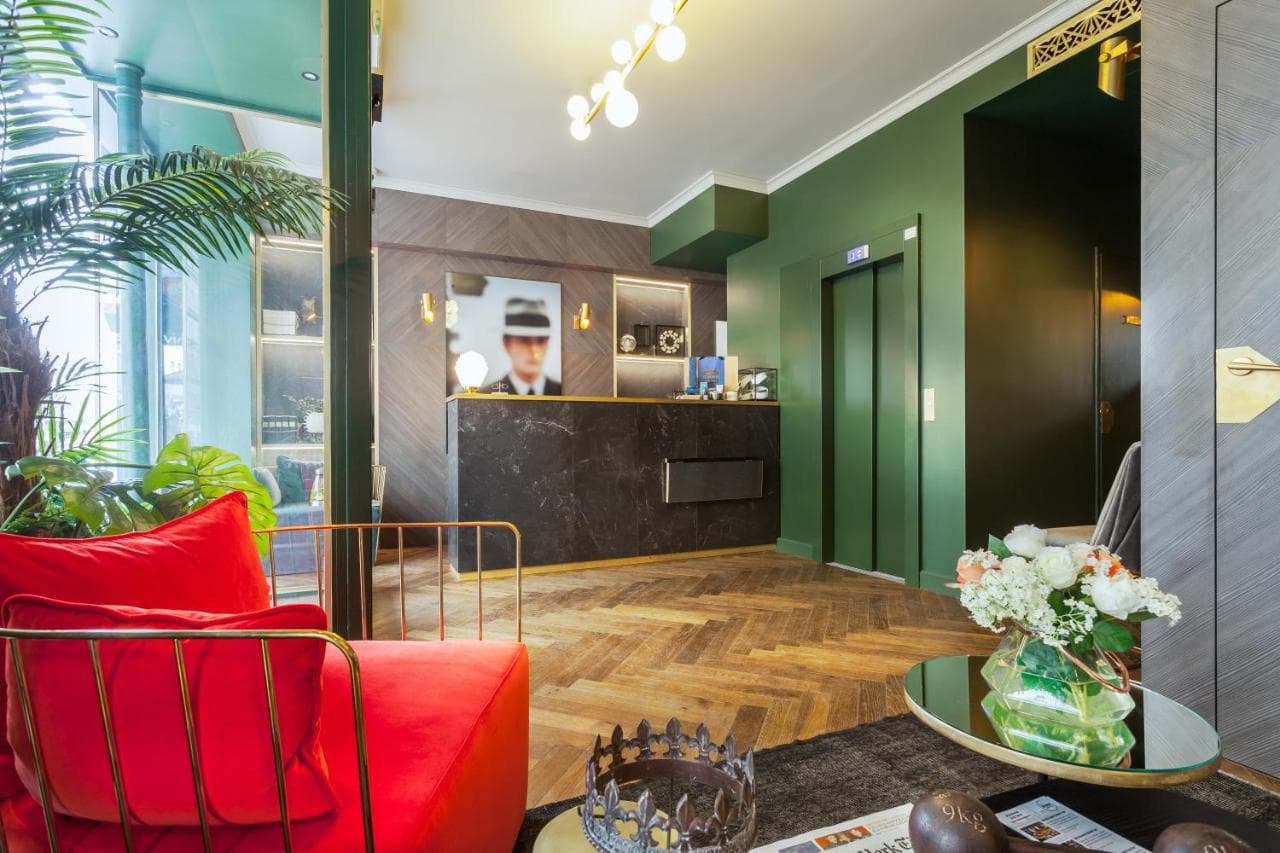 Handsome Hôtel by Elegancia